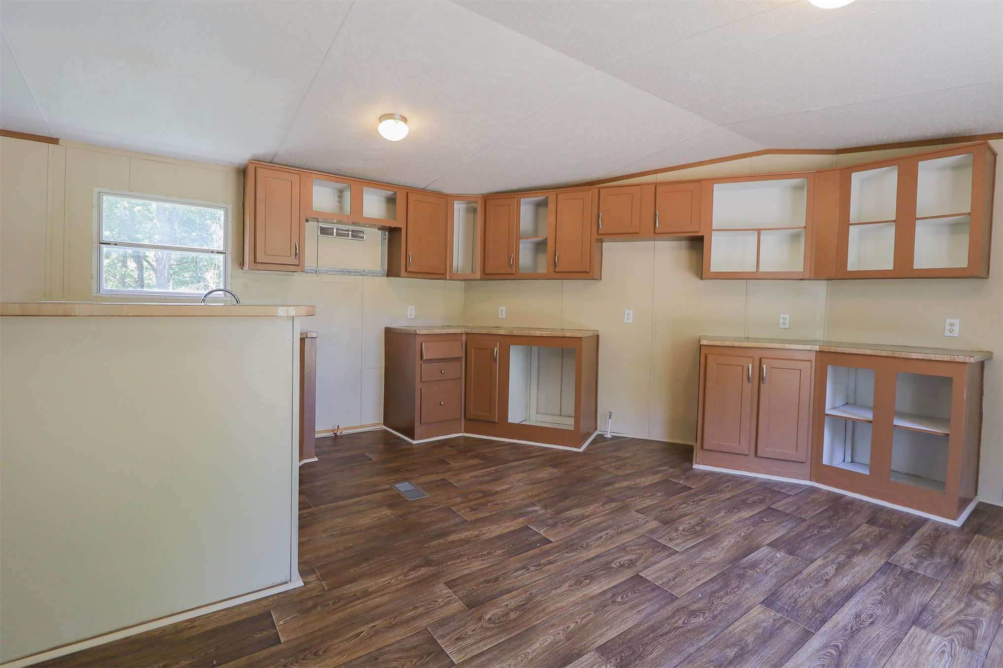 2520 N 205 Road Beggs OK 74421