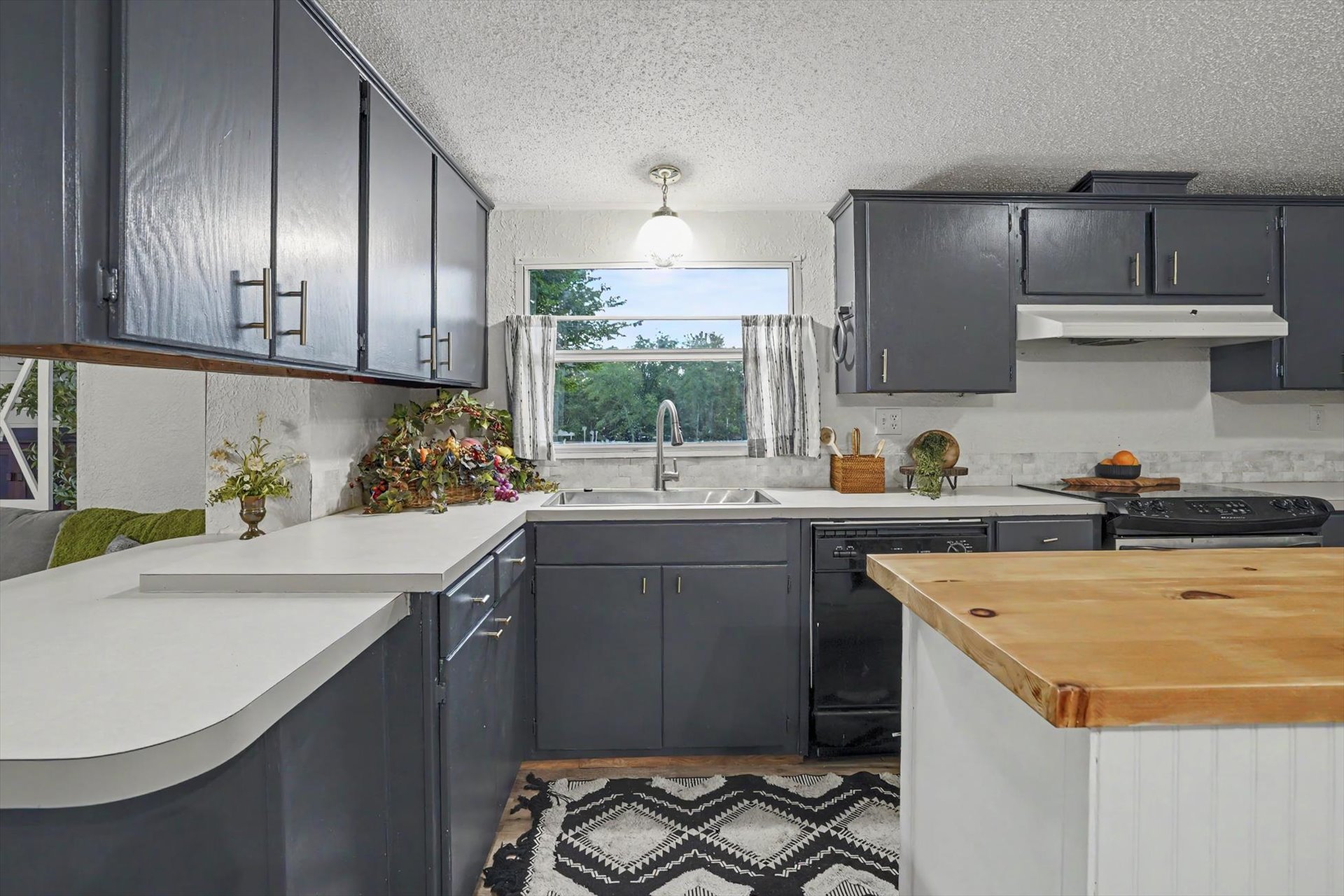 9341 W 191st Street S Mounds OK 74047