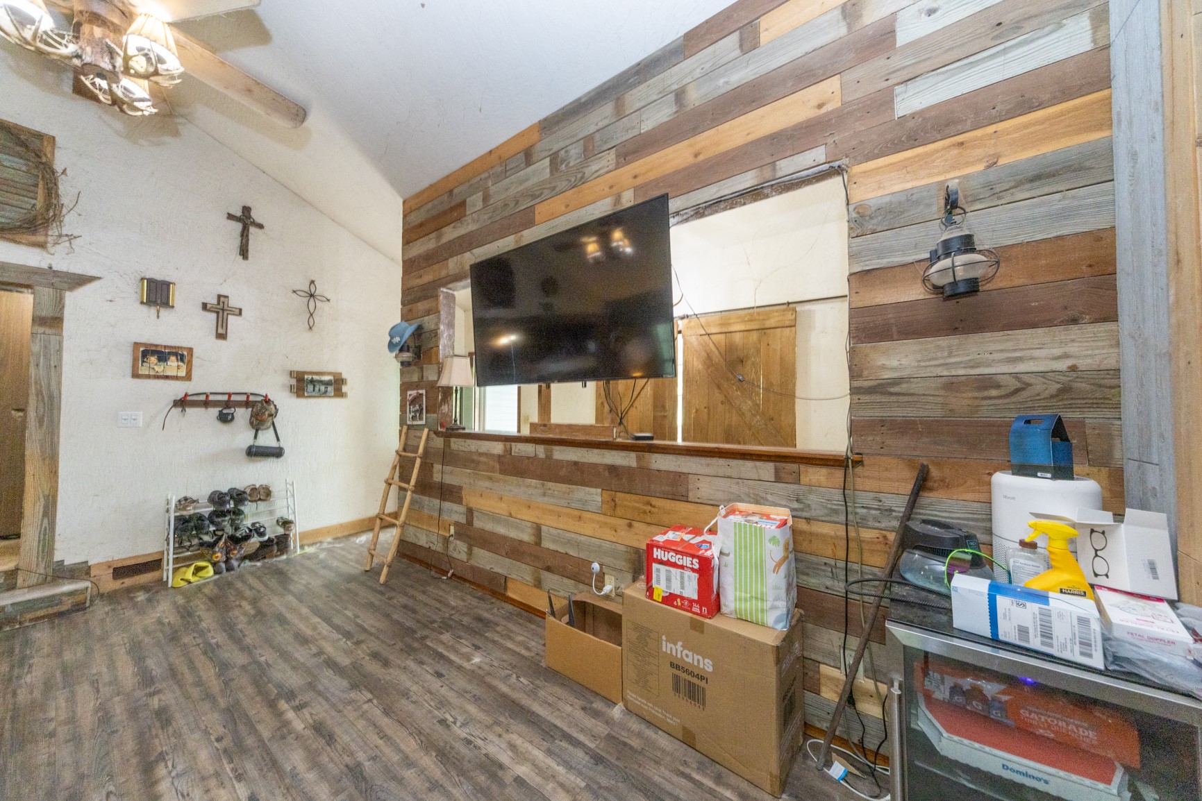 118 S Indian Hill Road Ponca City OK 74604