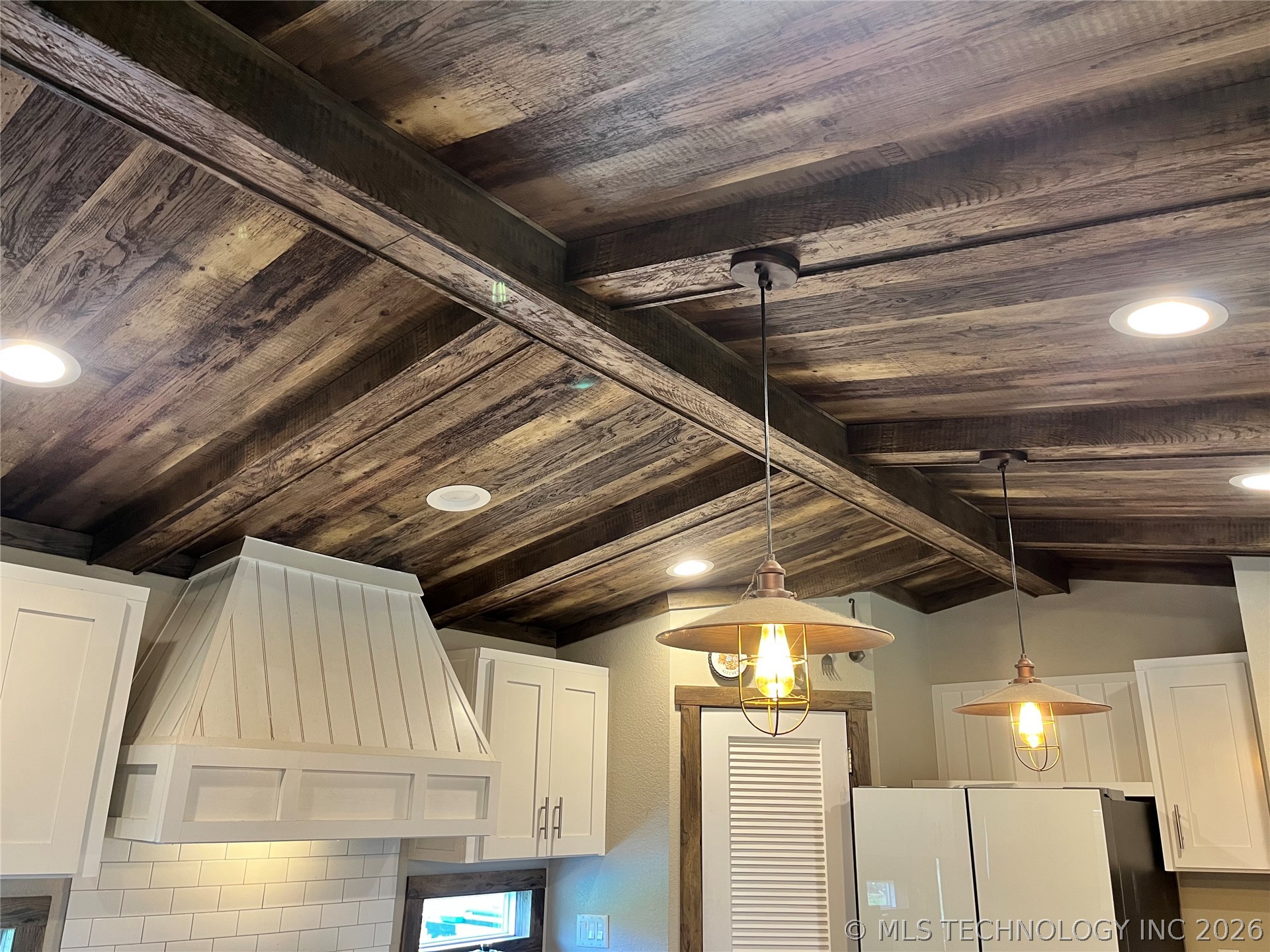 30292 S Highway 2 Whitefield OK 74462