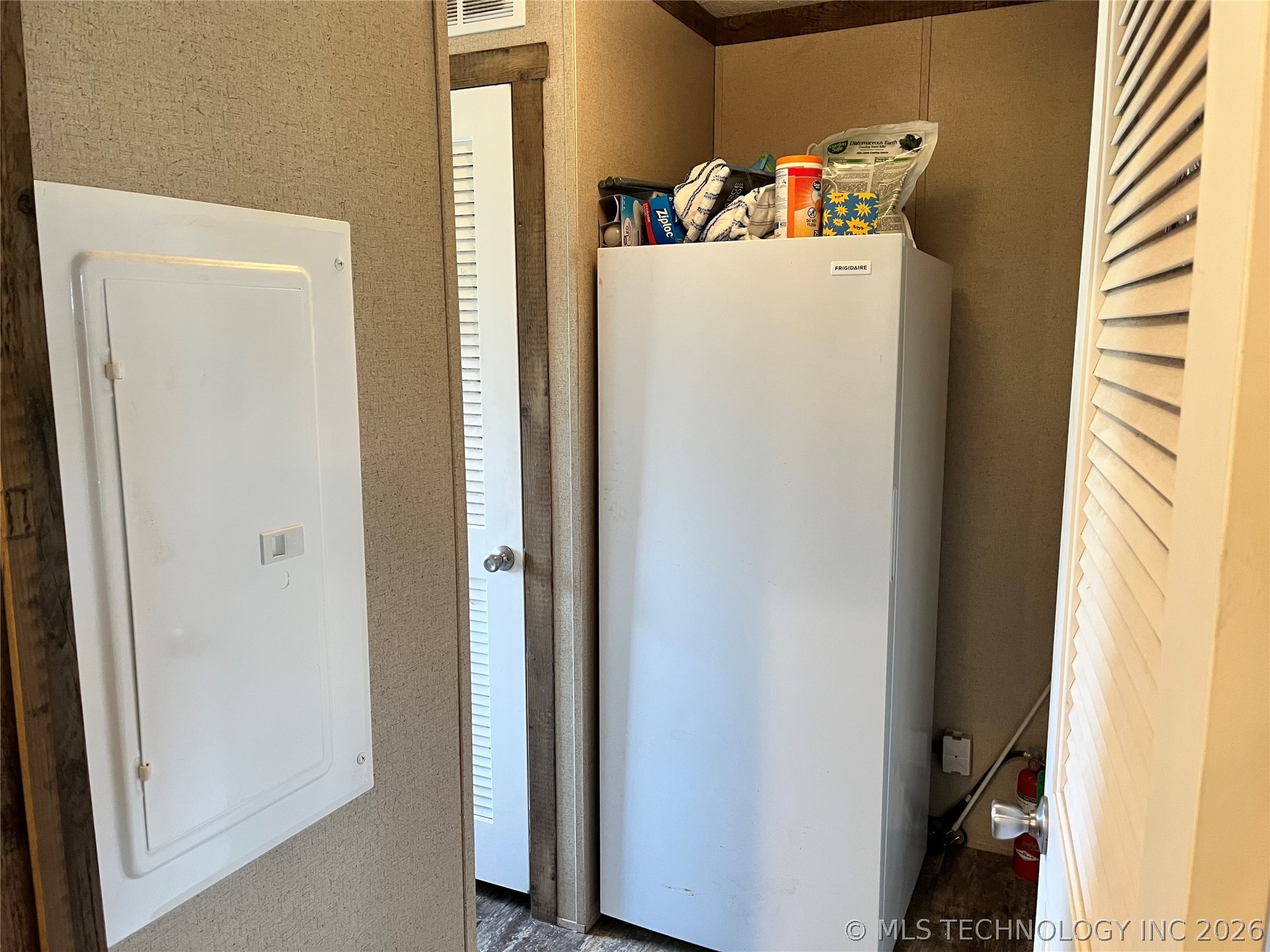 30292 S Highway 2 Whitefield OK 74462