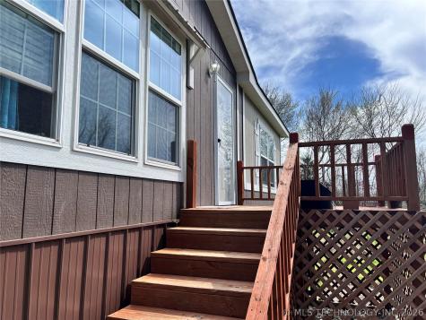 30292 S Highway 2 Whitefield OK 74462