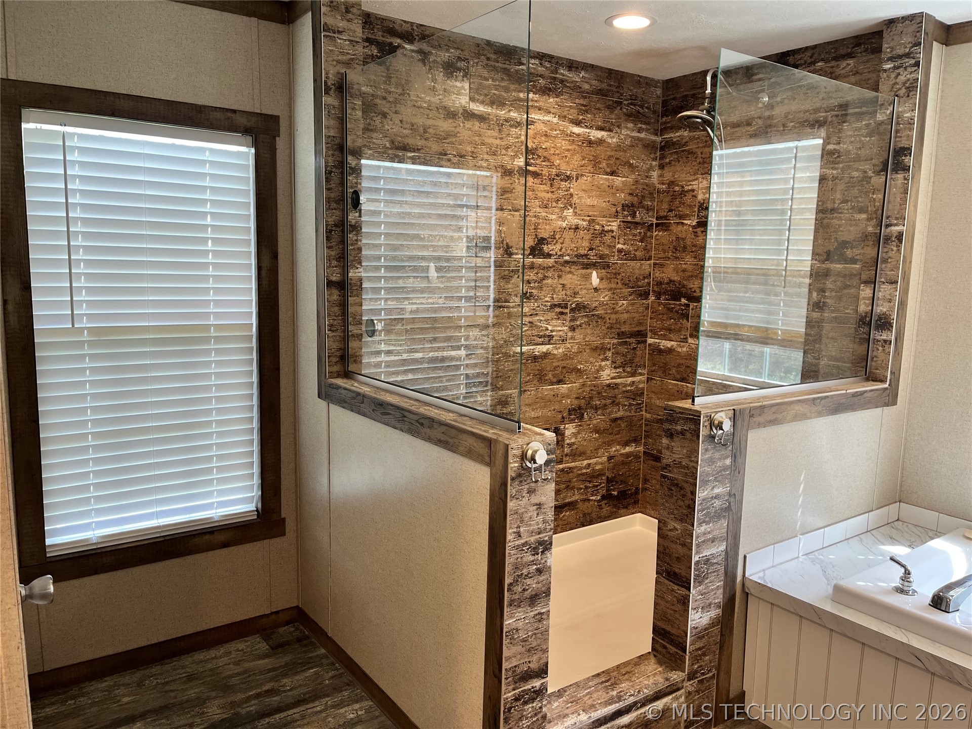 30292 S Highway 2 Whitefield OK 74462