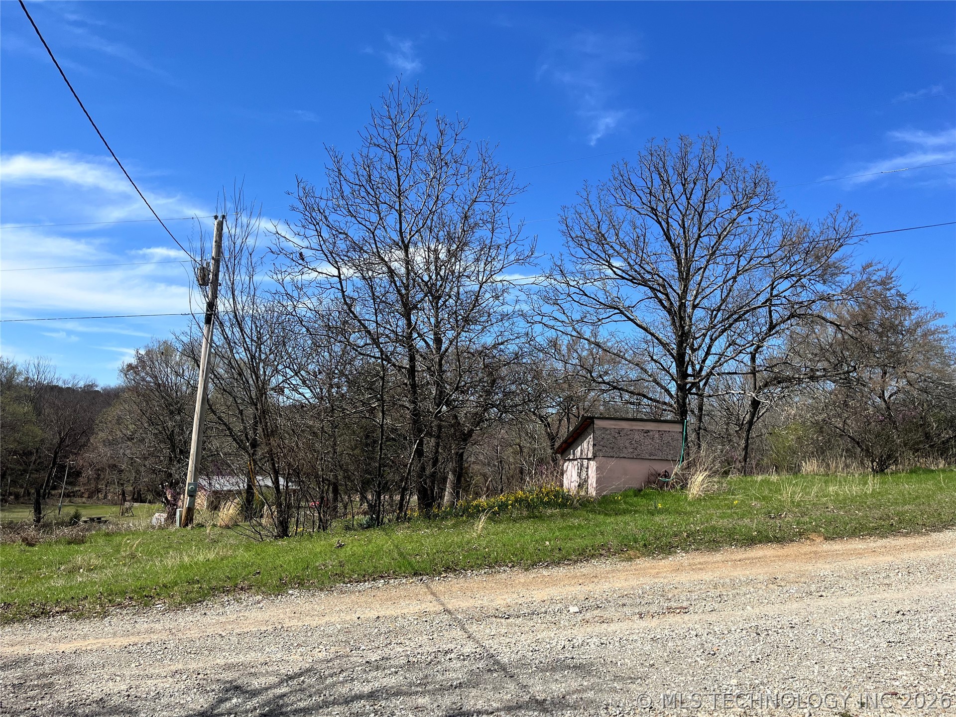 30292 S Highway 2 Whitefield OK 74462