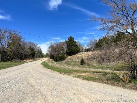 30292 S Highway 2 Whitefield OK 74462