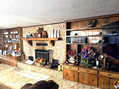 29663 S 225 Road Henryetta OK 74437