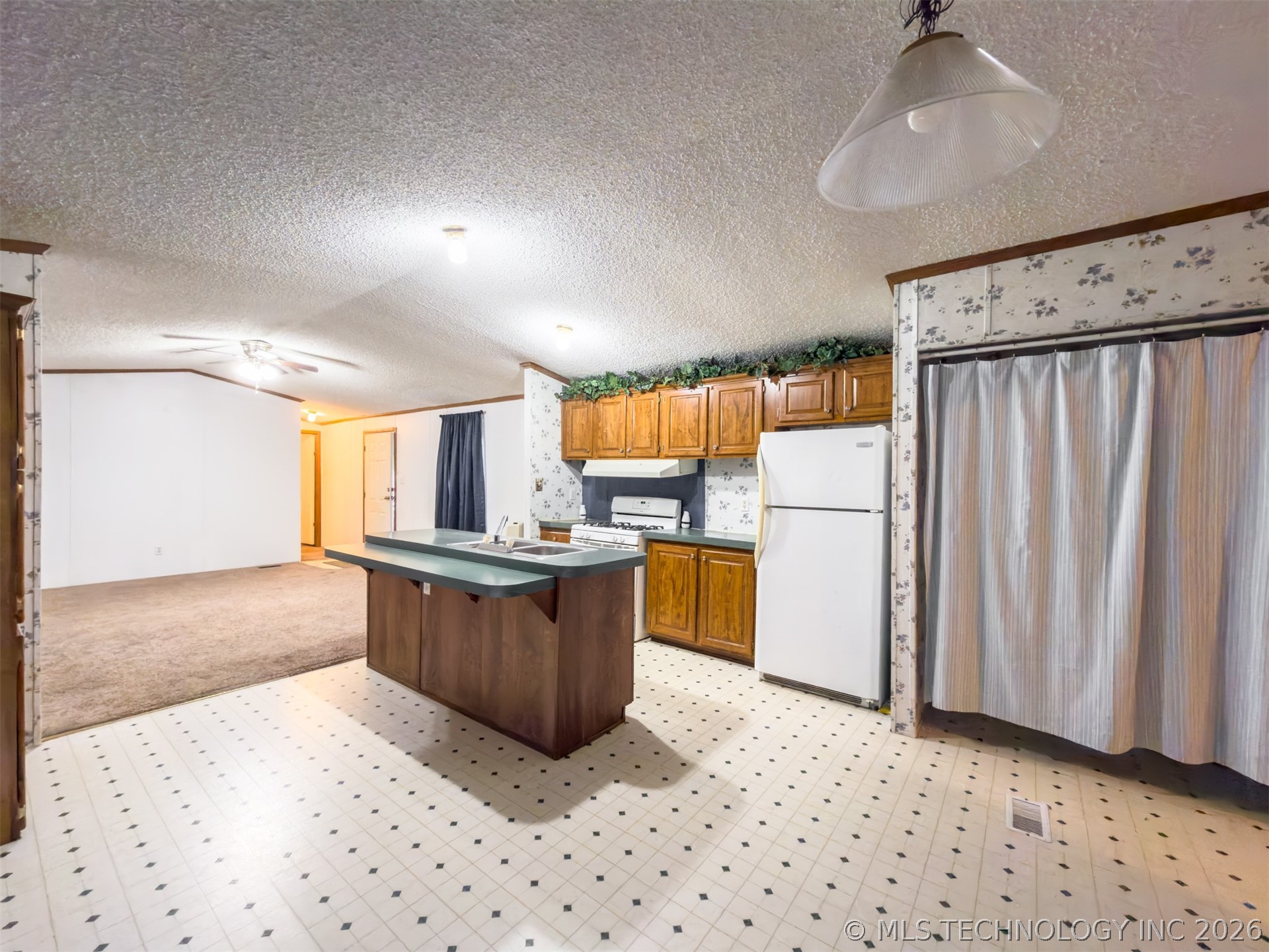 50 N Johnson Kiowa OK 74553