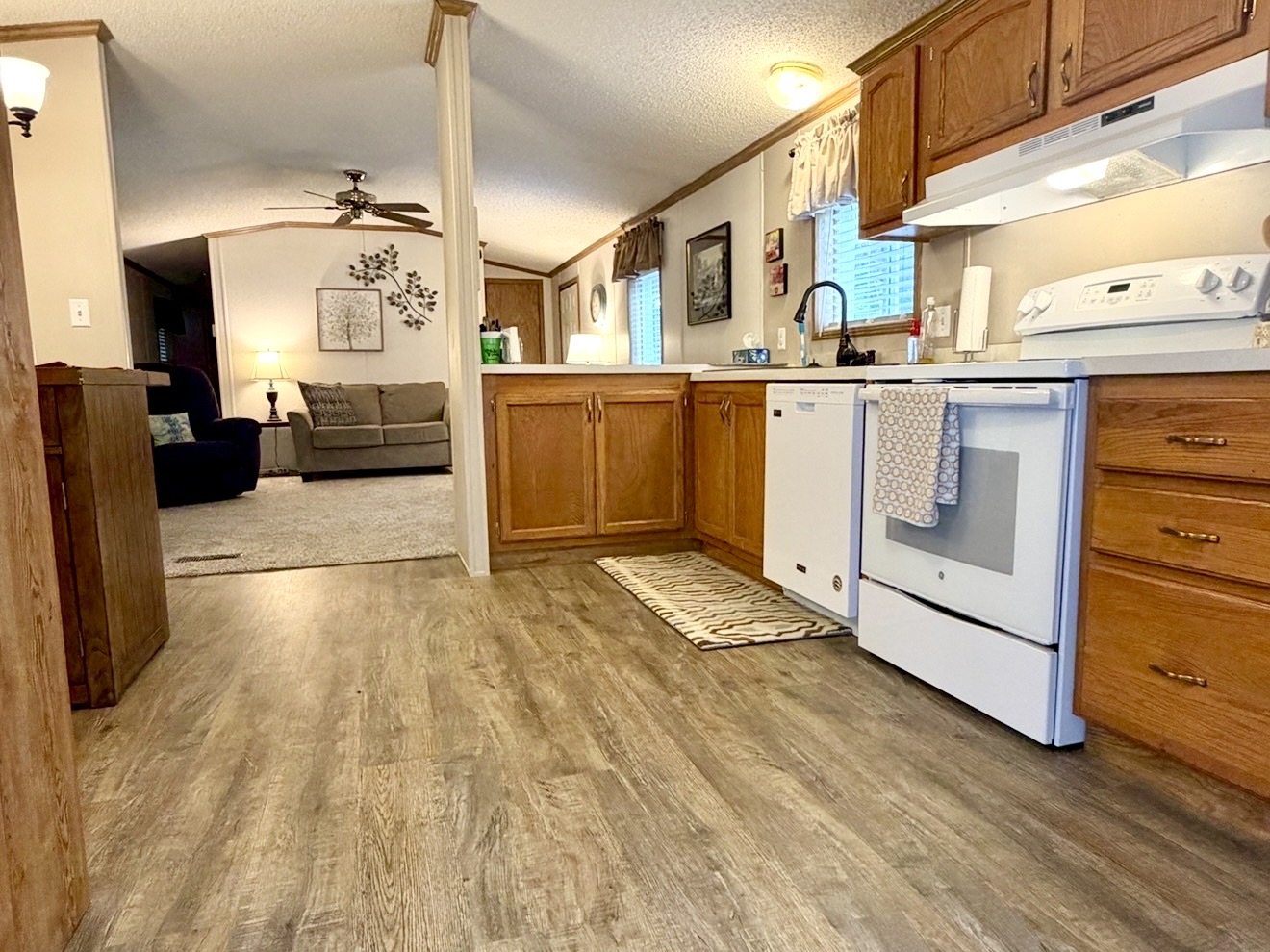 427595 E 1152 Road Checotah OK 74426