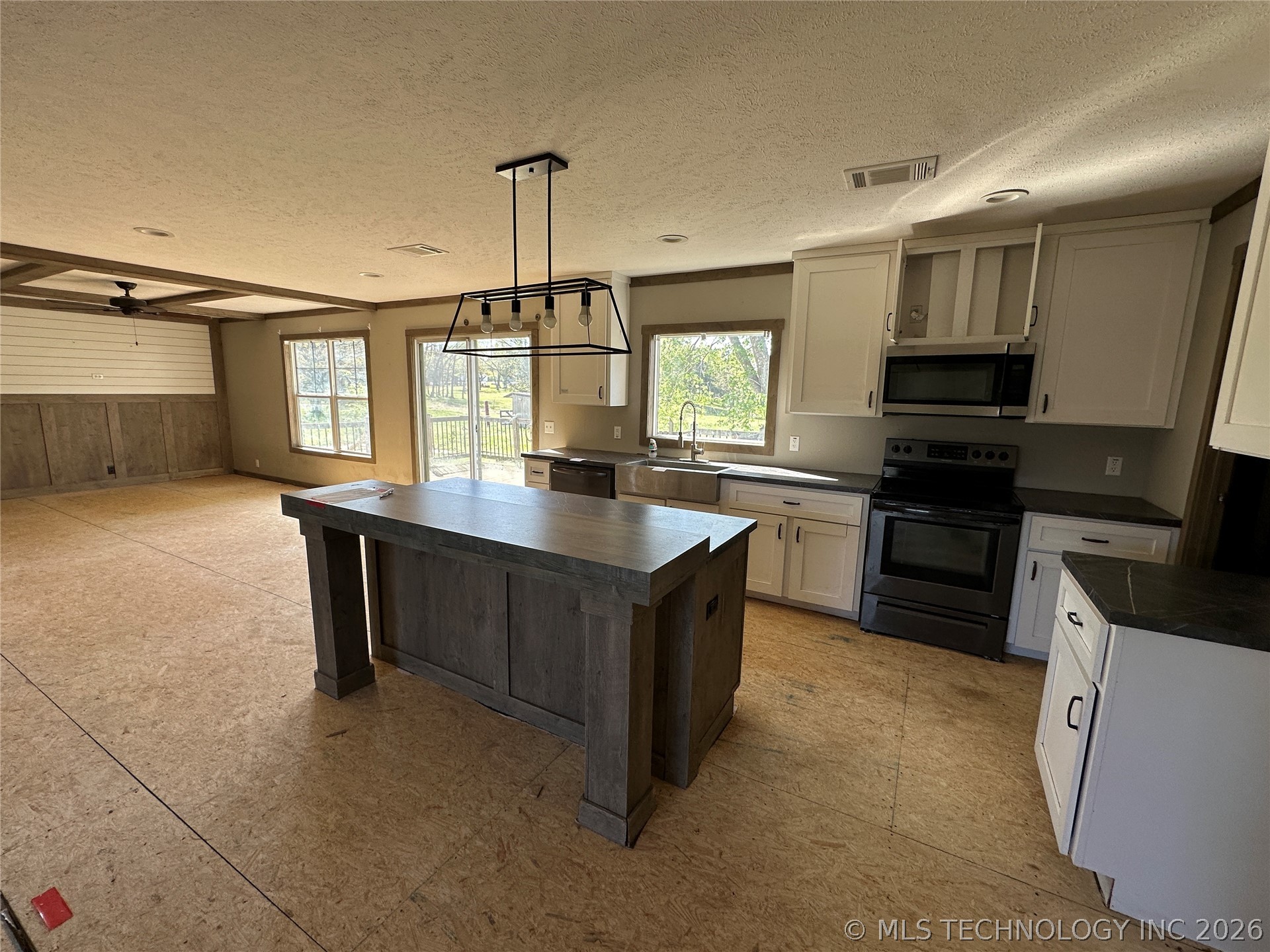 19404 E 480 Road Claremore OK 74019