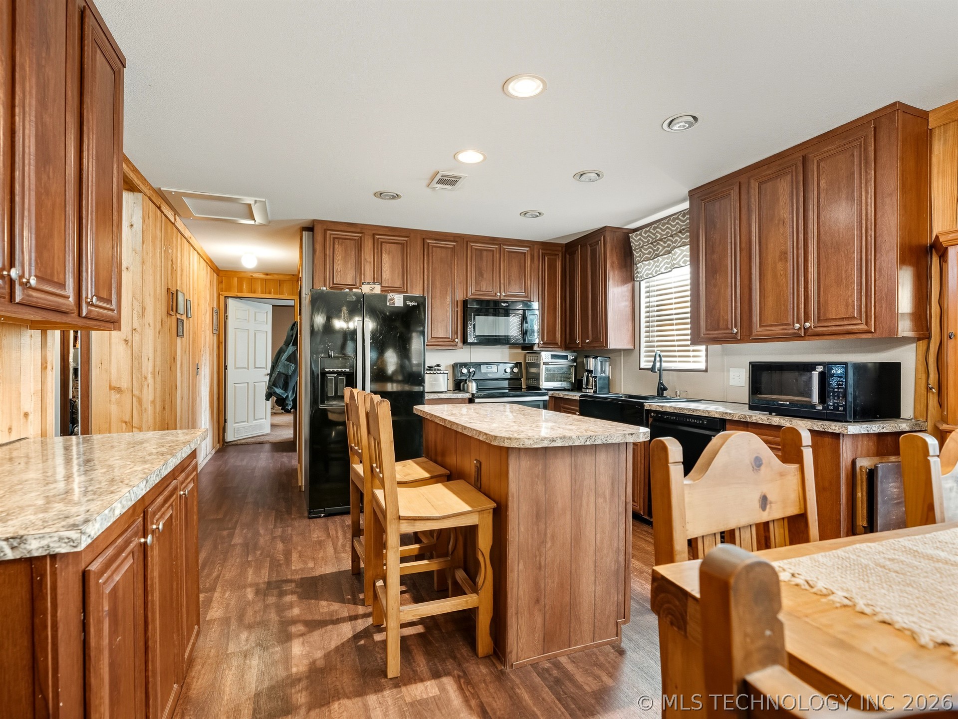 22295 E County Road 3499 Fitzhugh OK 74843