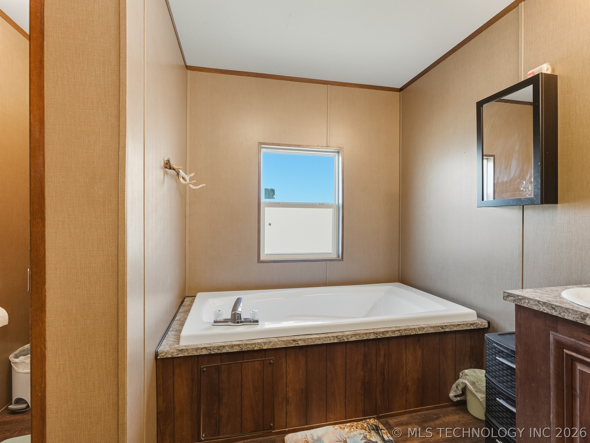 22295 E County Road 3499 Fitzhugh OK 74843