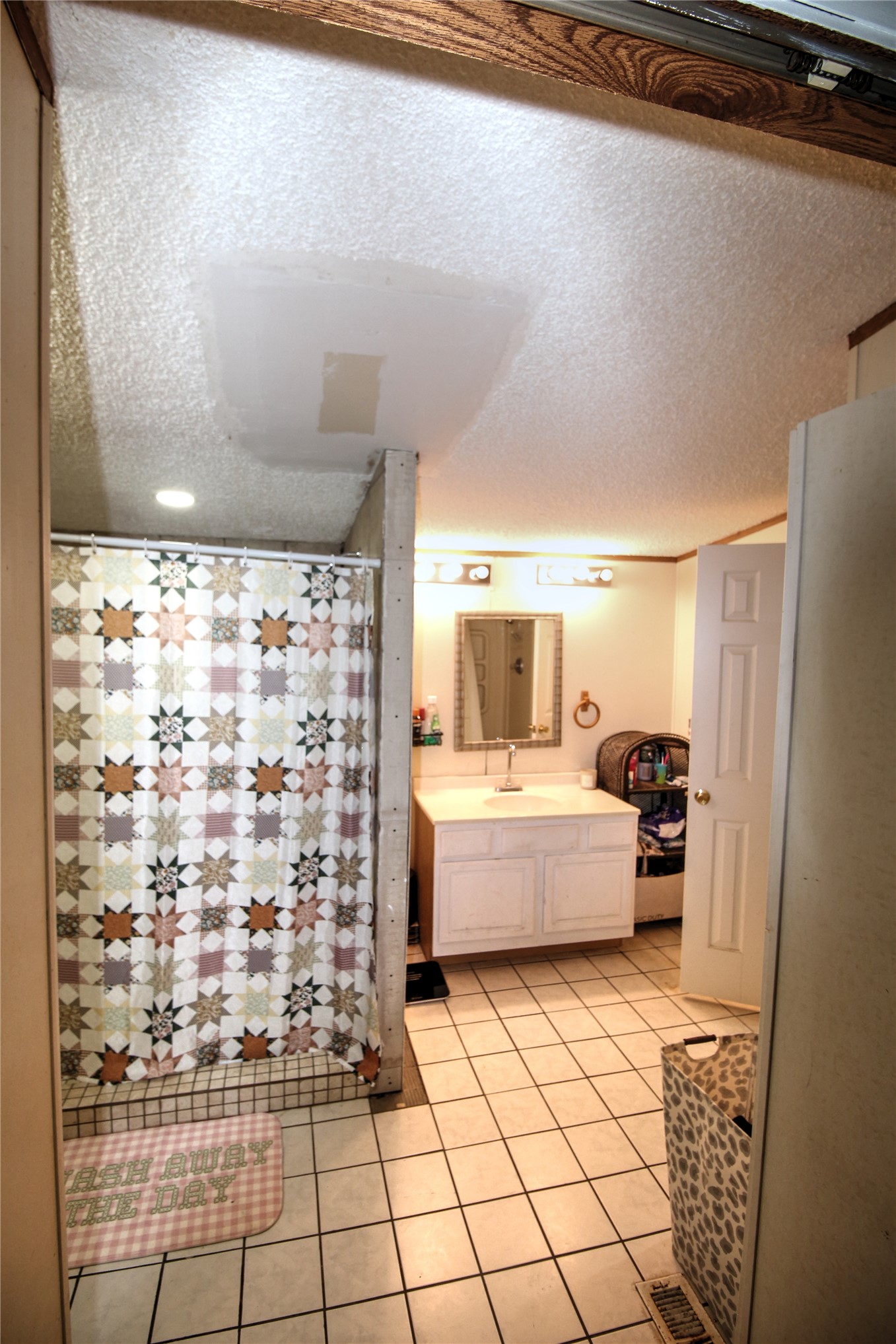 5924 Hummingbird Kingston OK 73439