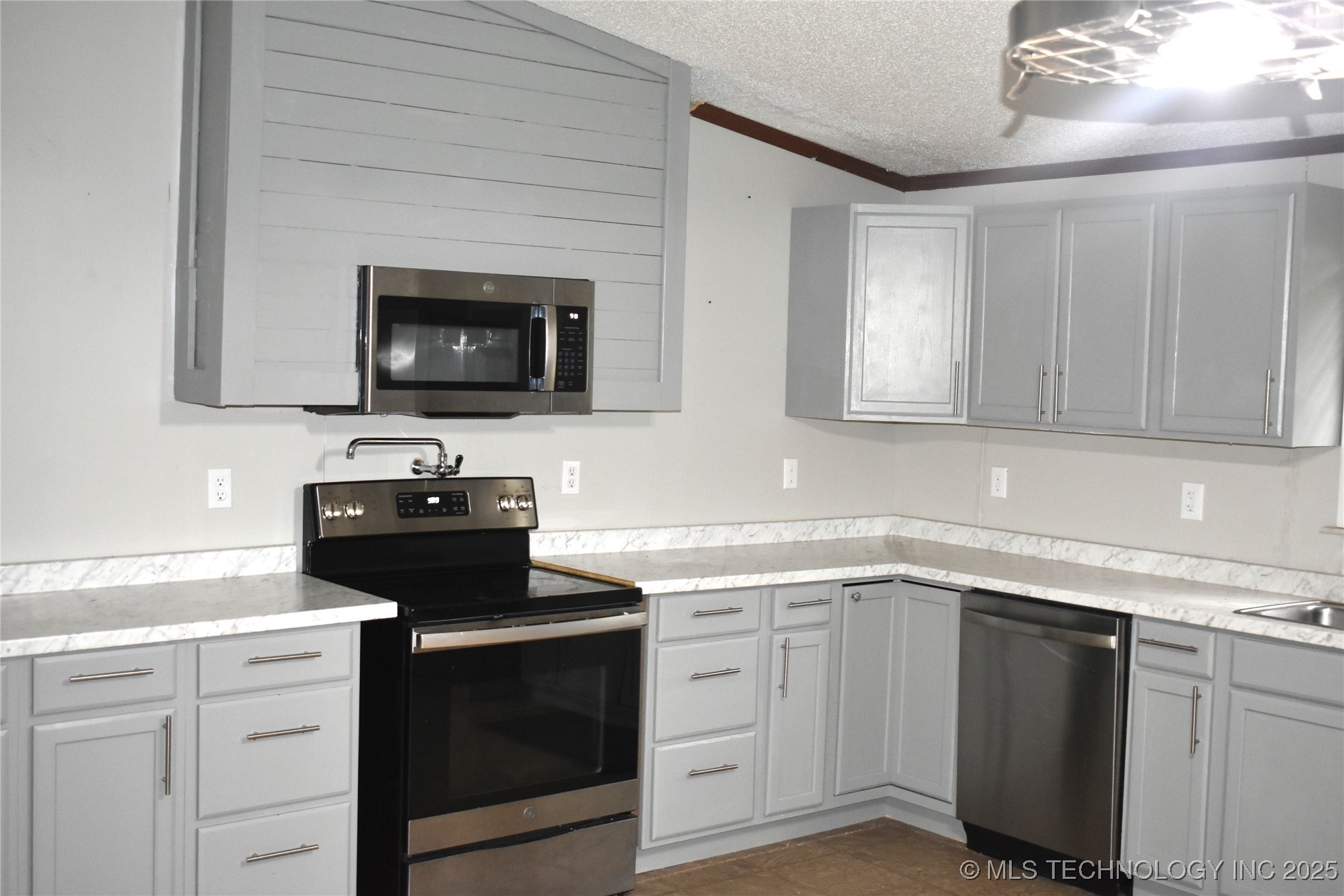 9976 Rattler Ridge Kingston OK 73439