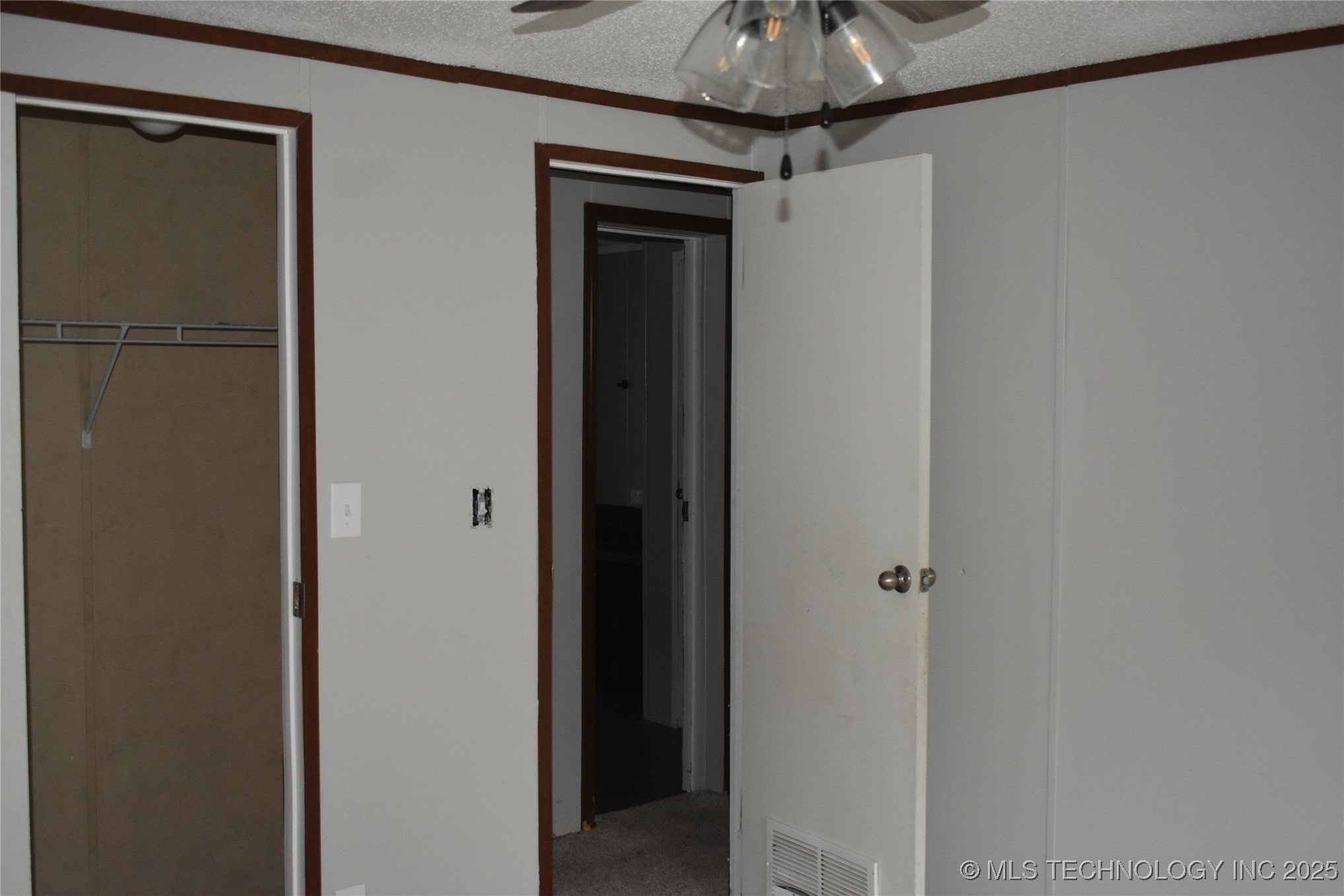 9976 Rattler Ridge Kingston OK 73439