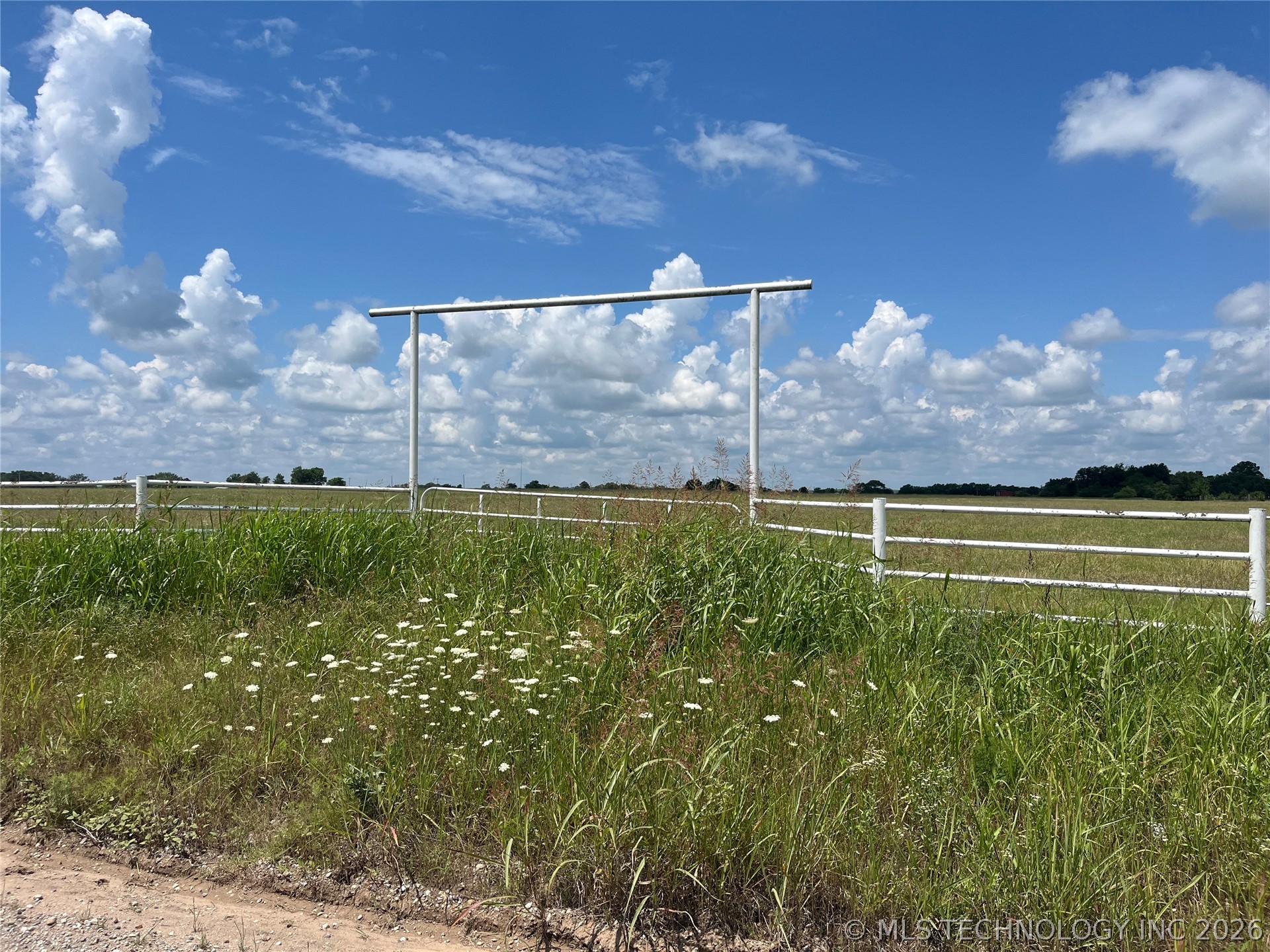 9264 Cherry Road Henryetta OK 74437