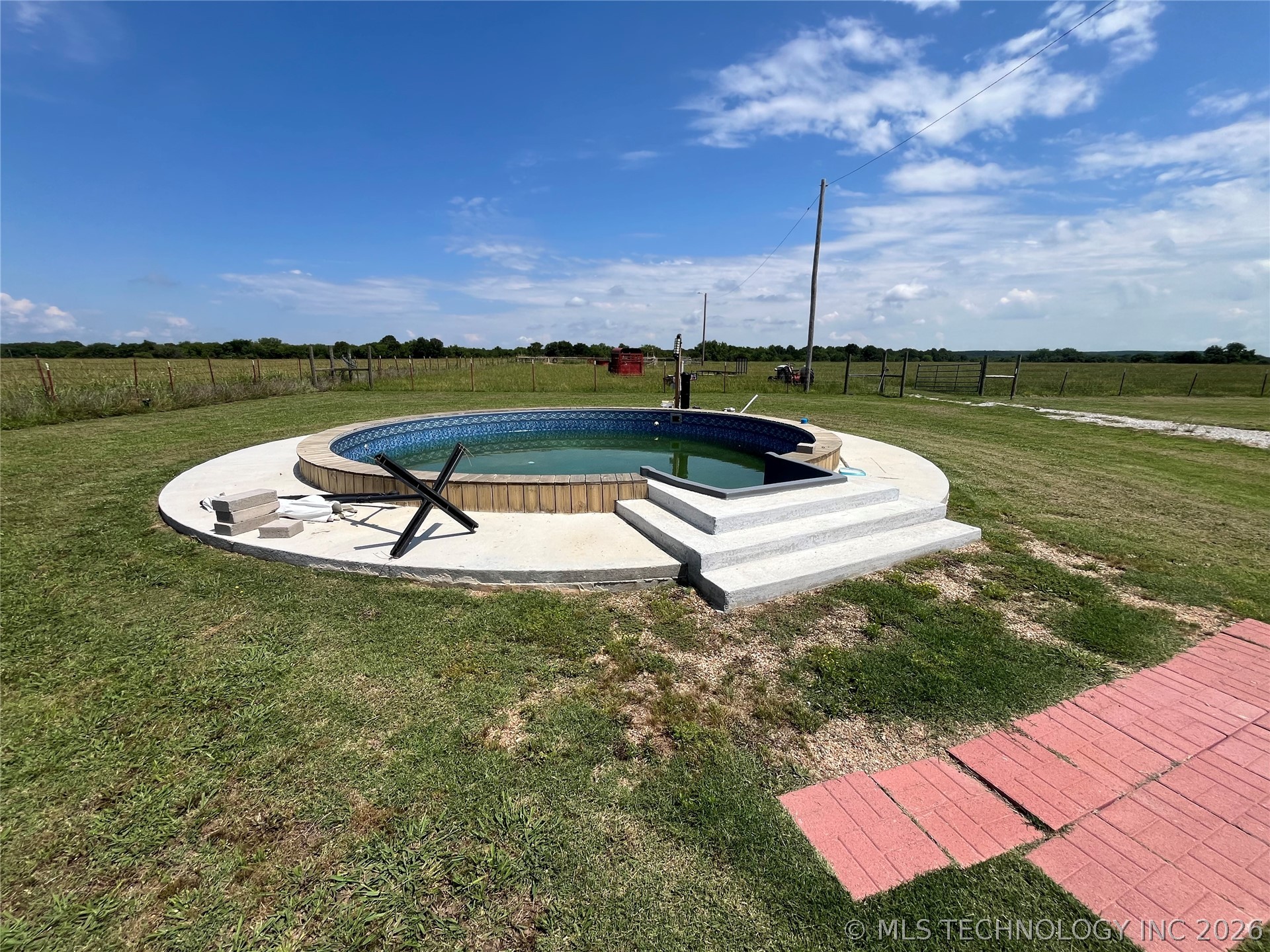 9264 Cherry Road Henryetta OK 74437
