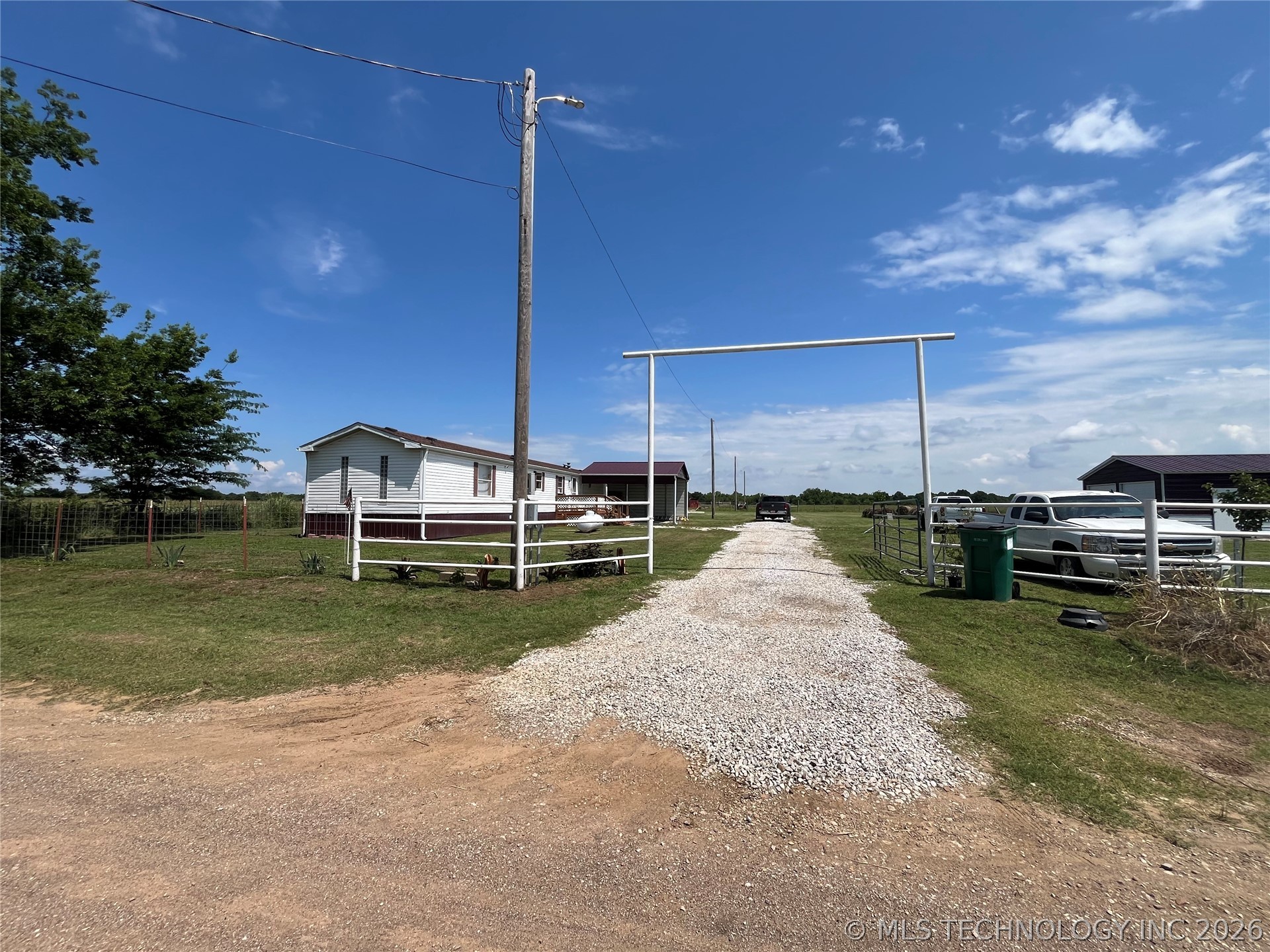 9264 Cherry Road Henryetta OK 74437