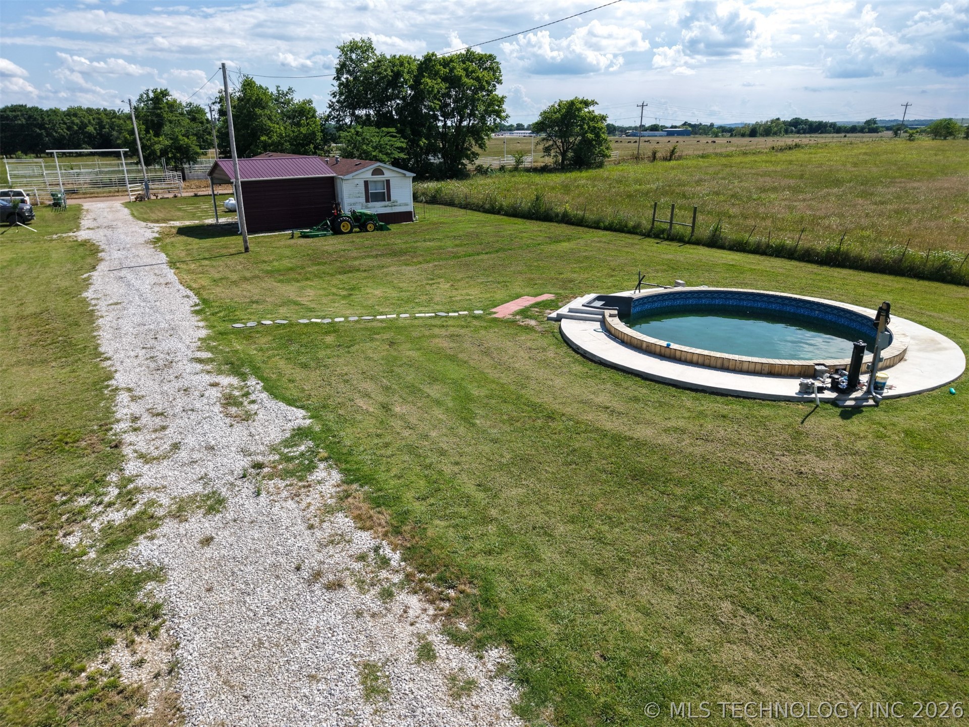 9264 Cherry Road Henryetta OK 74437