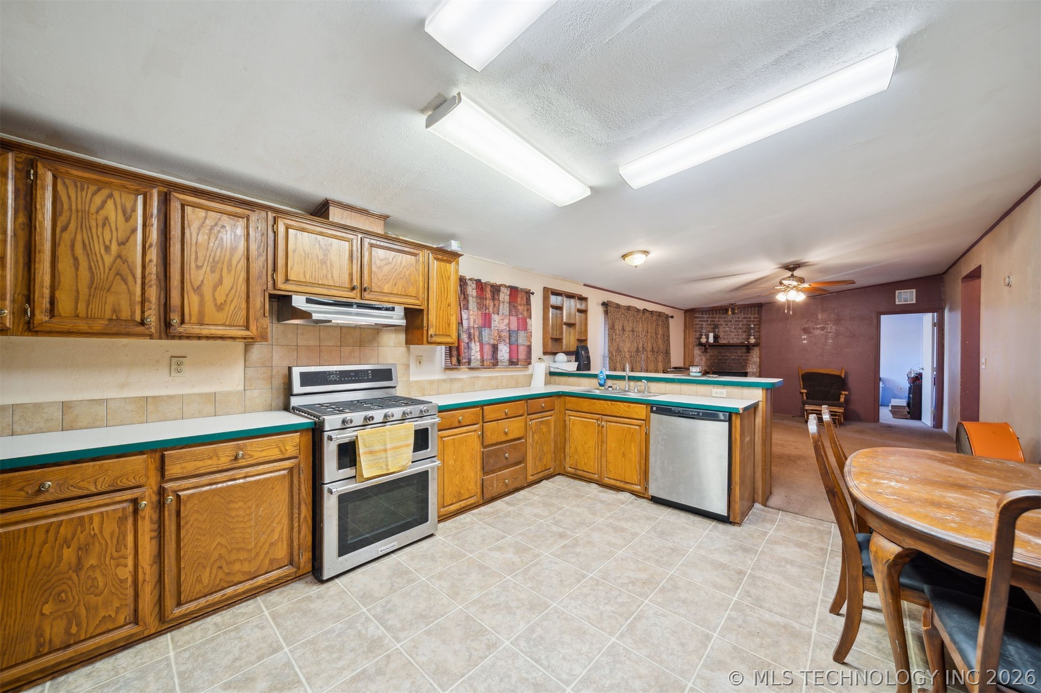 201 W B. Street Allen OK 74825