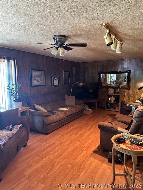 3923 E-z Street Kingston OK 73439