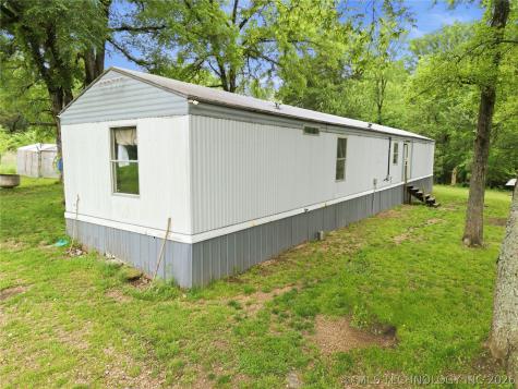 21594 W 885 Road Cookson OK 74427