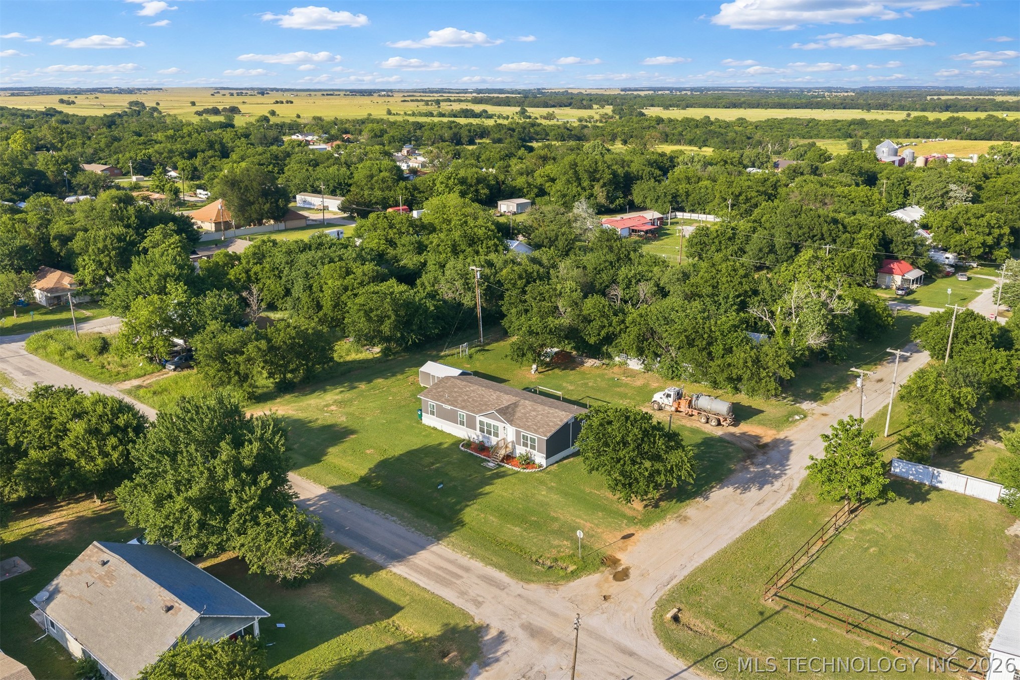 208 E J Ringling OK 73456