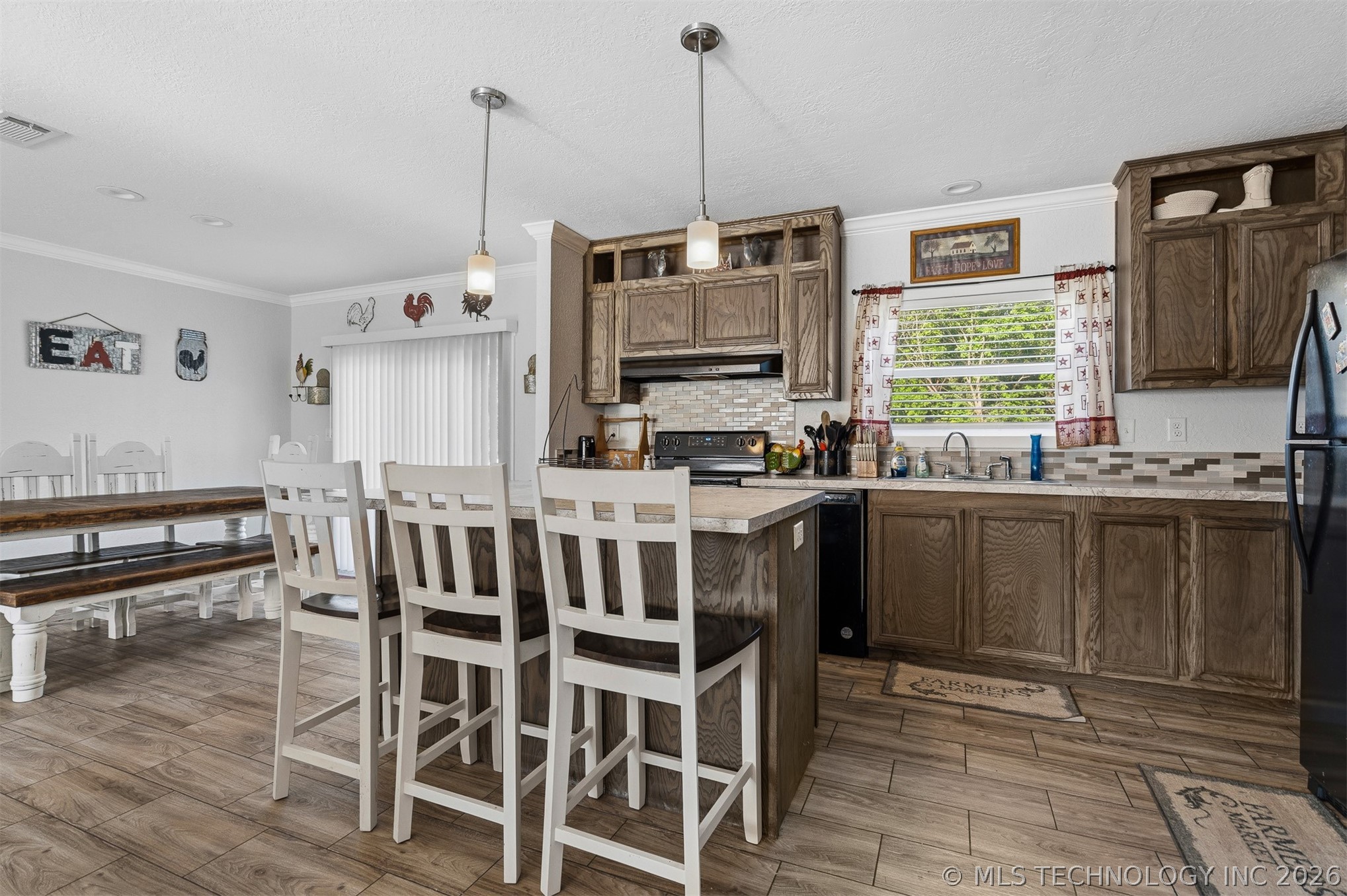 208 E J Ringling OK 73456