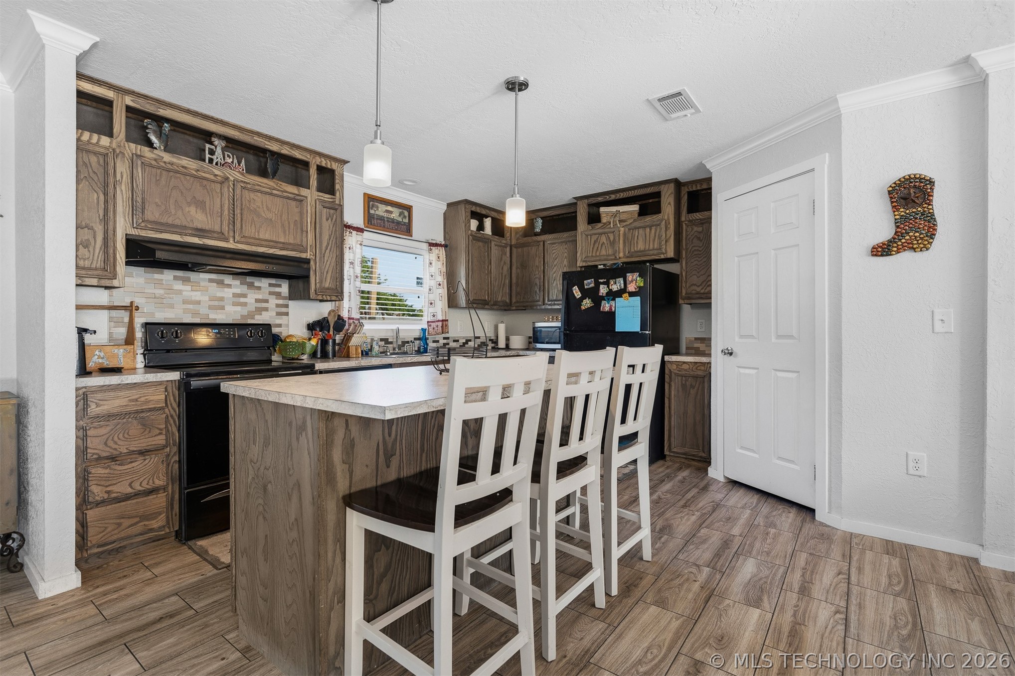 208 E J Ringling OK 73456