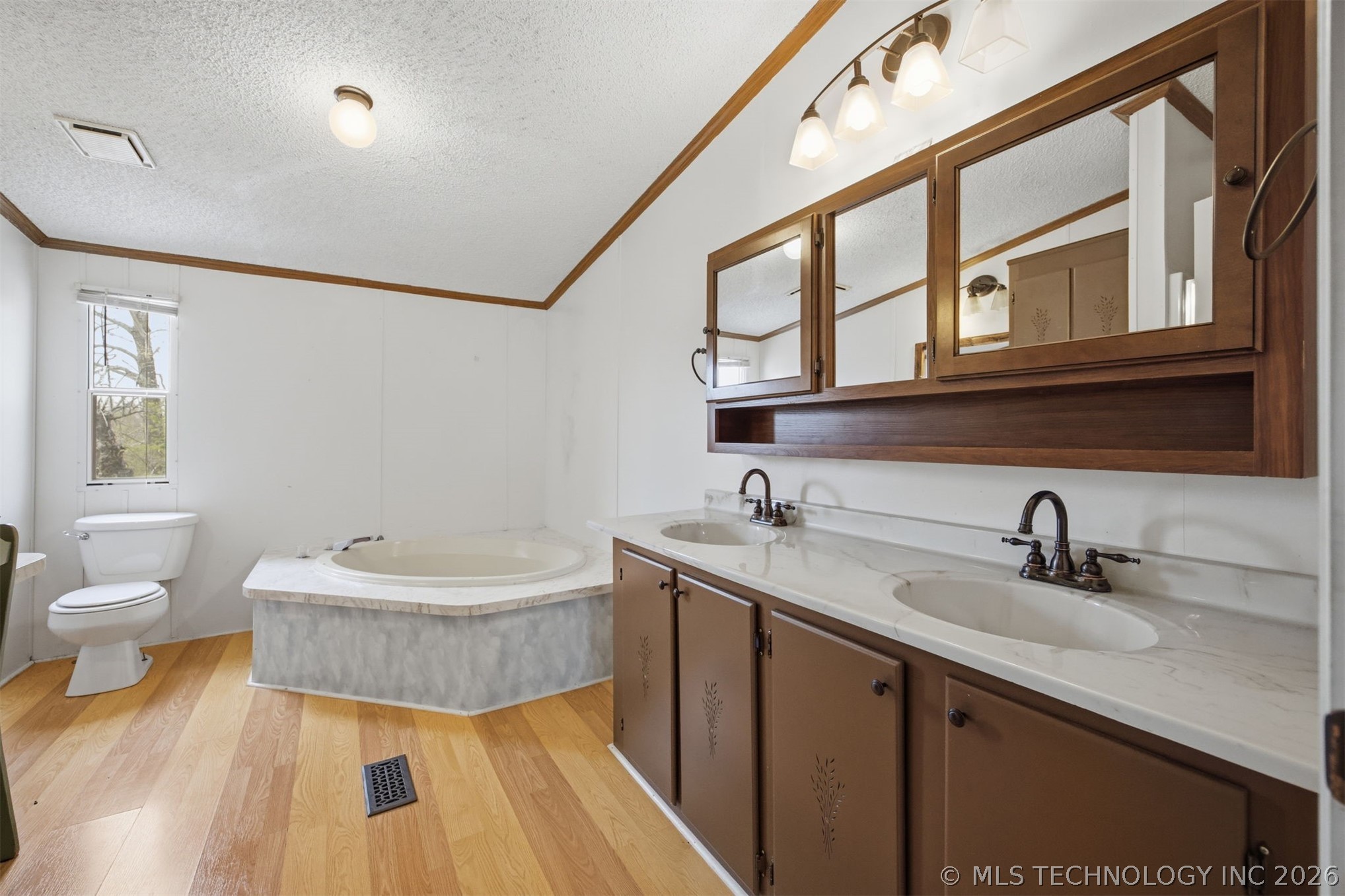 9283 SW Gowen Road Hartshorne OK 74547