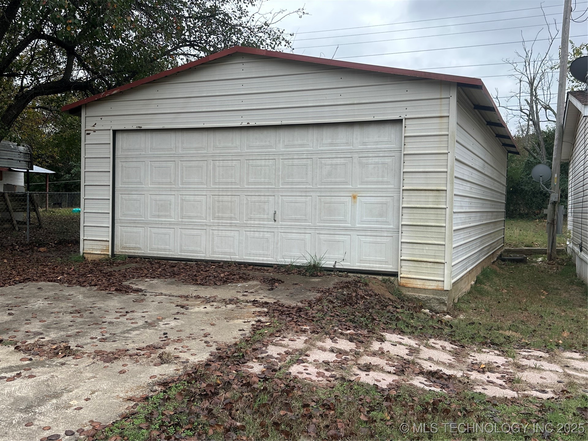 1931 Coon Creek Eufaula OK 74432