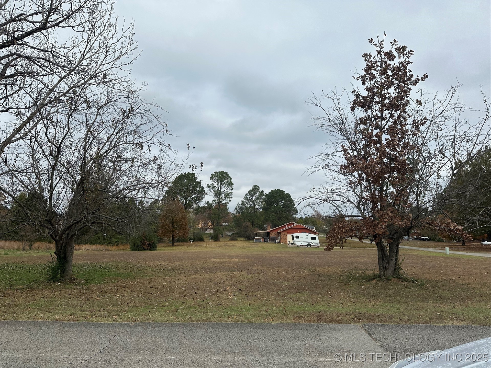 1931 Coon Creek Eufaula OK 74432