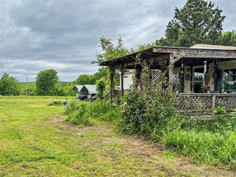 15520 N Clear Creek Road Hulbert OK 74441