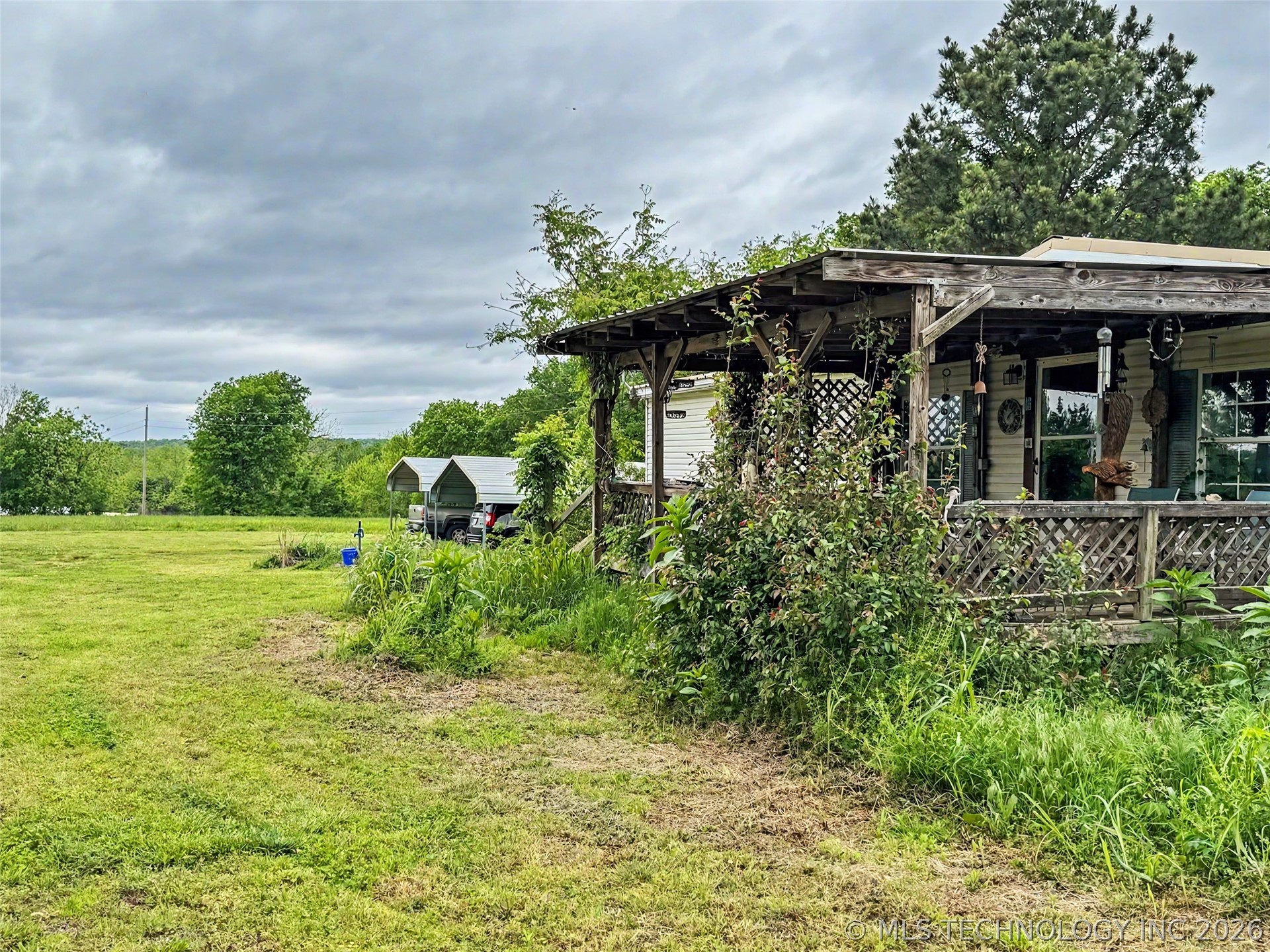 15520 N Clear Creek Road Hulbert OK 74441