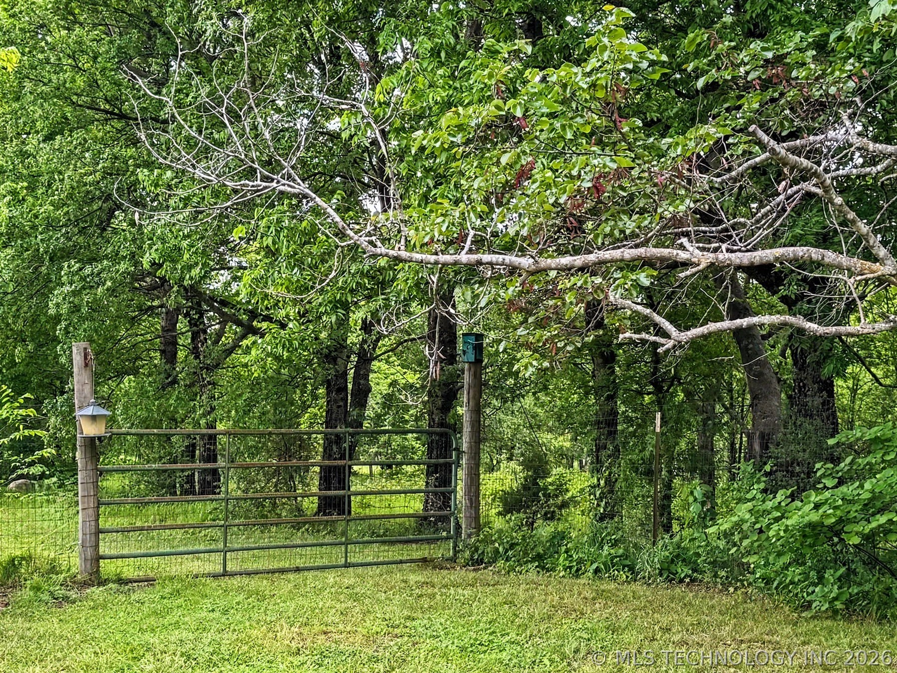 15520 N Clear Creek Road Hulbert OK 74441