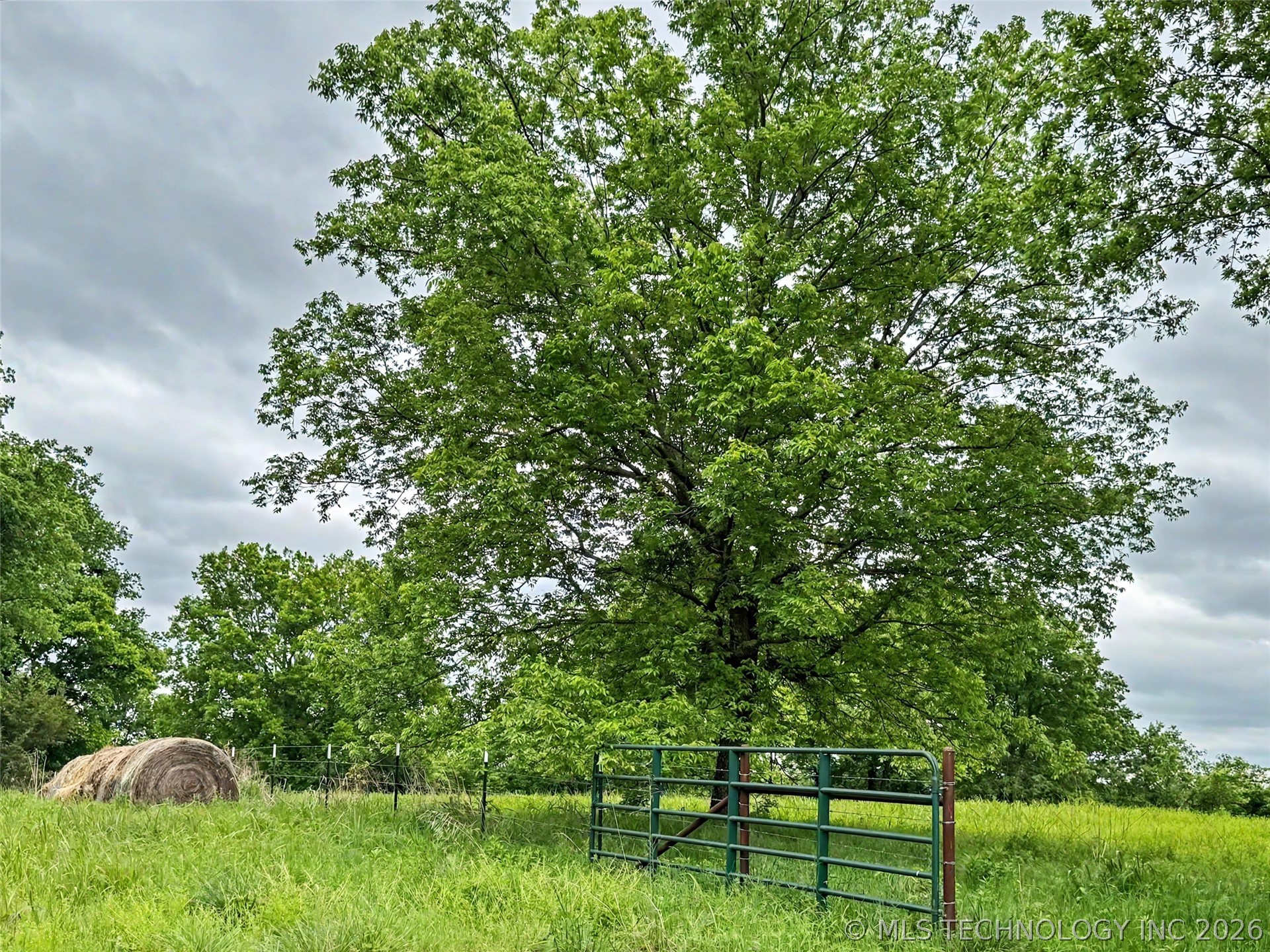 15520 N Clear Creek Road Hulbert OK 74441
