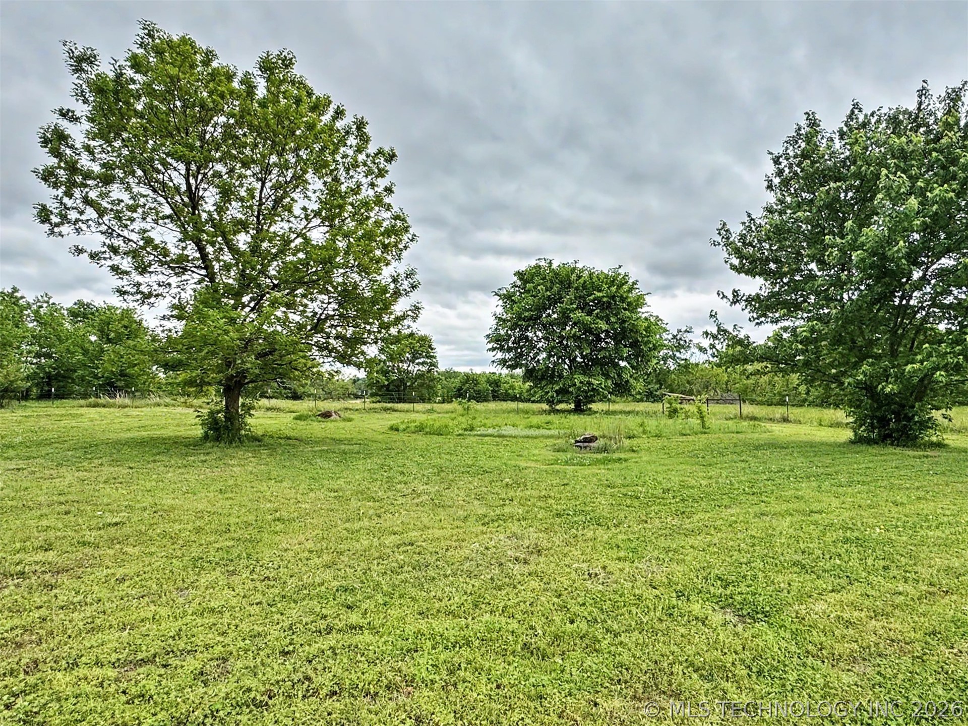 15520 N Clear Creek Road Hulbert OK 74441