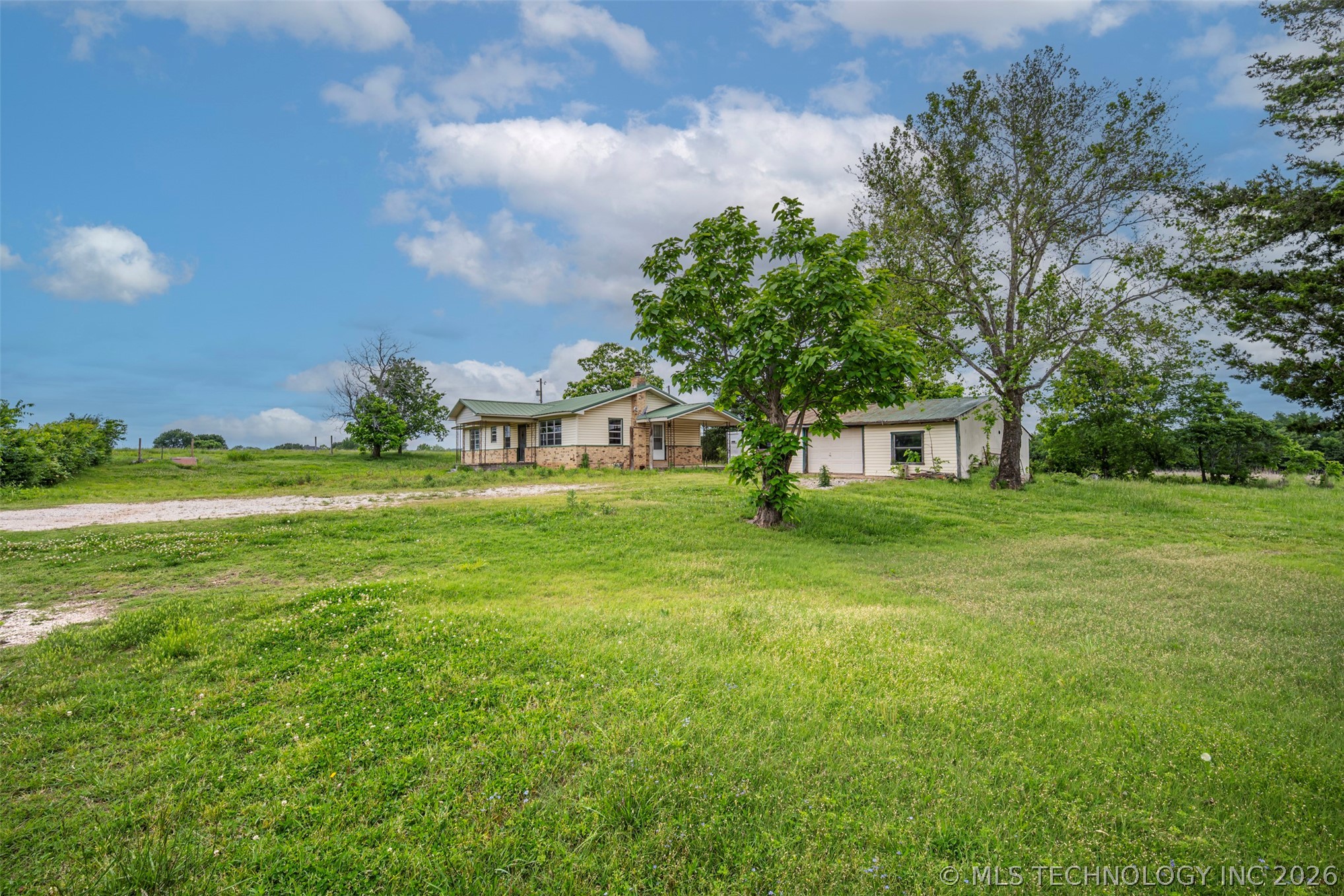 36477 E 1425 Sasakwa OK 74867