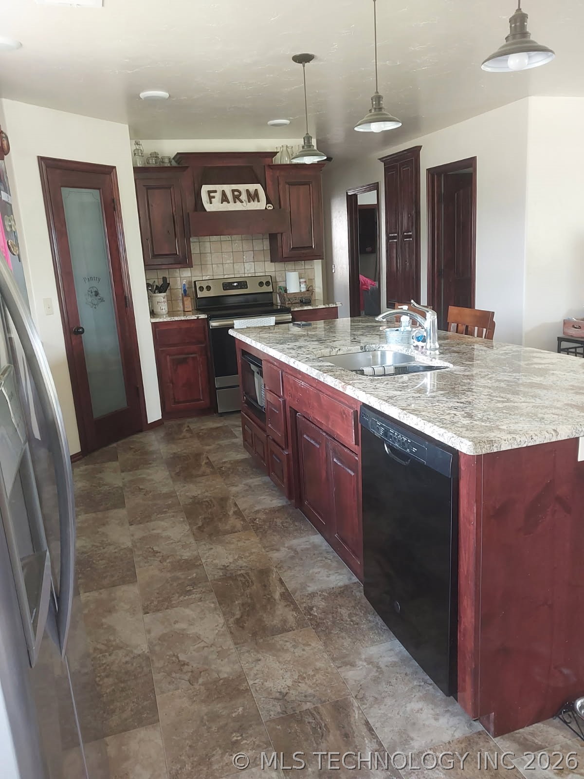 2216 Bristol Road Wilson OK 73463