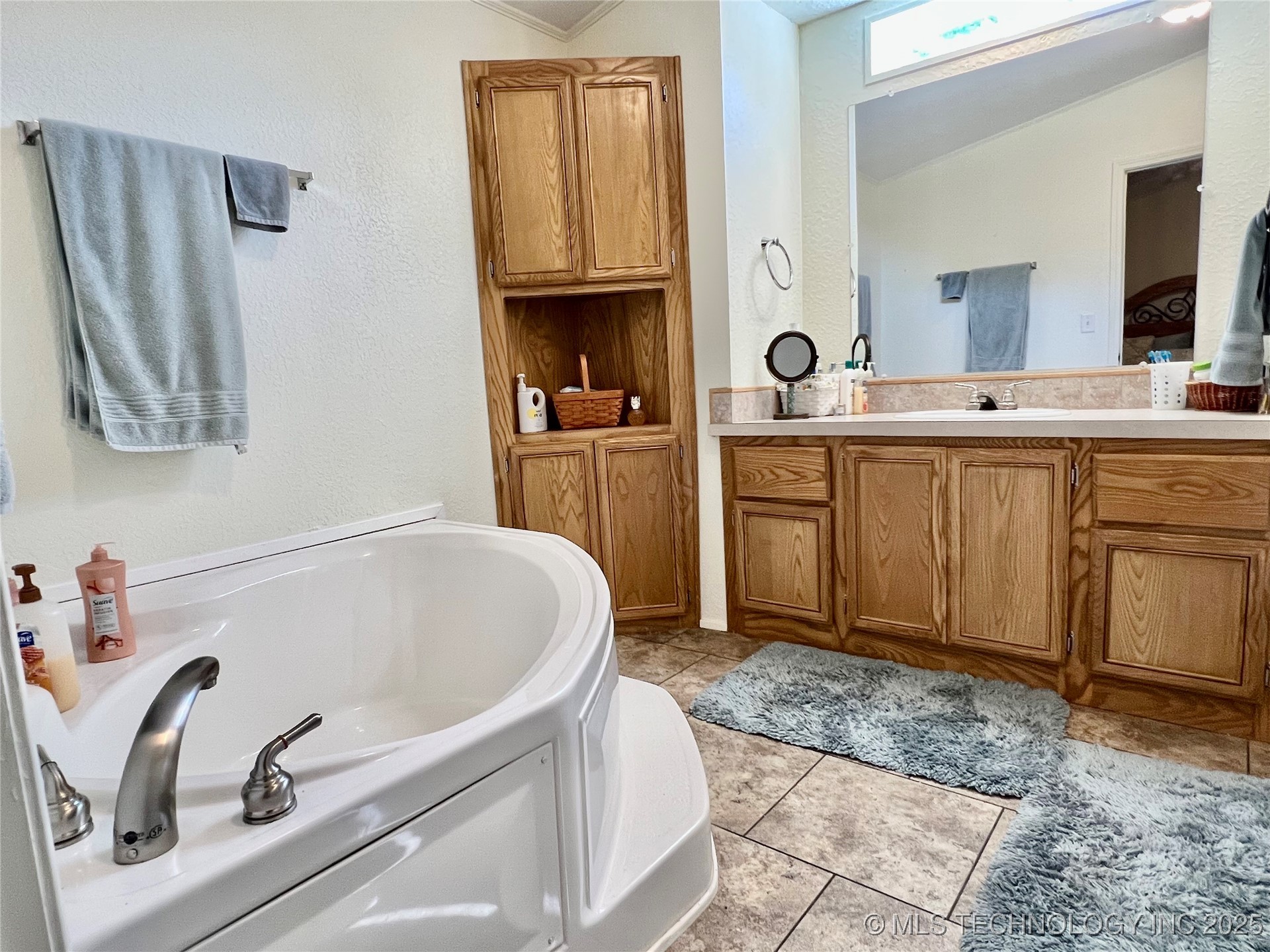 4718 Golden Way Kingston OK 73439
