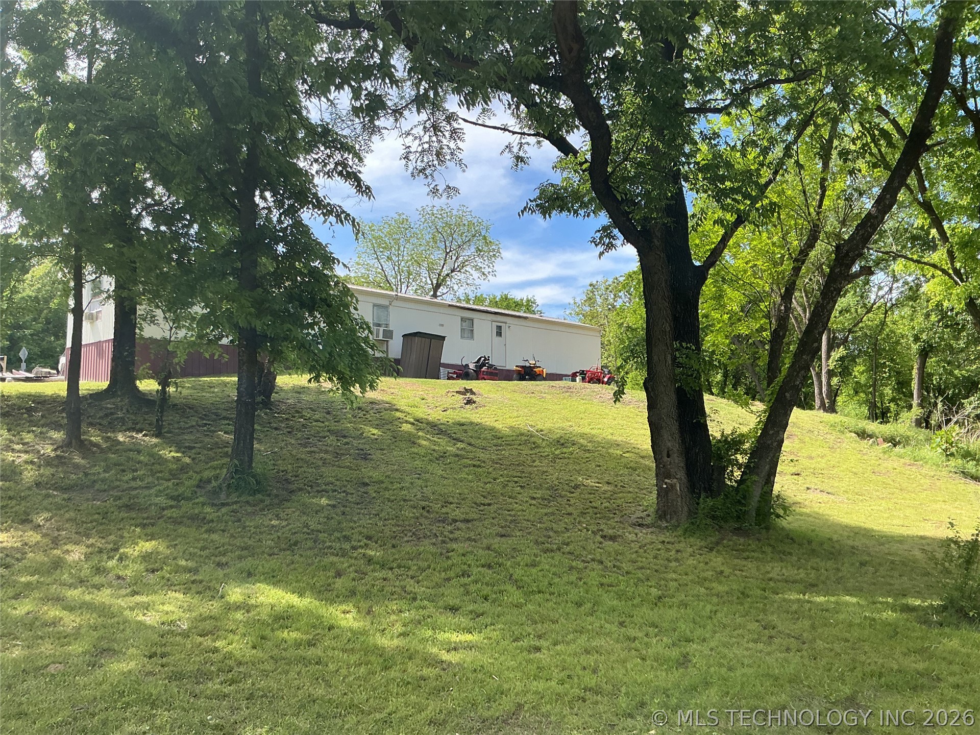 13445 New Lake Road Henryetta OK 74437