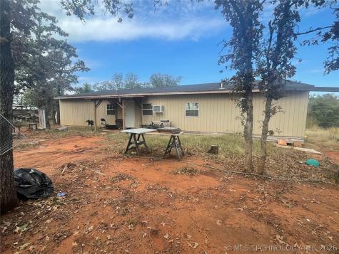 22637 Fishmarket Road Tecumseh OK 74873