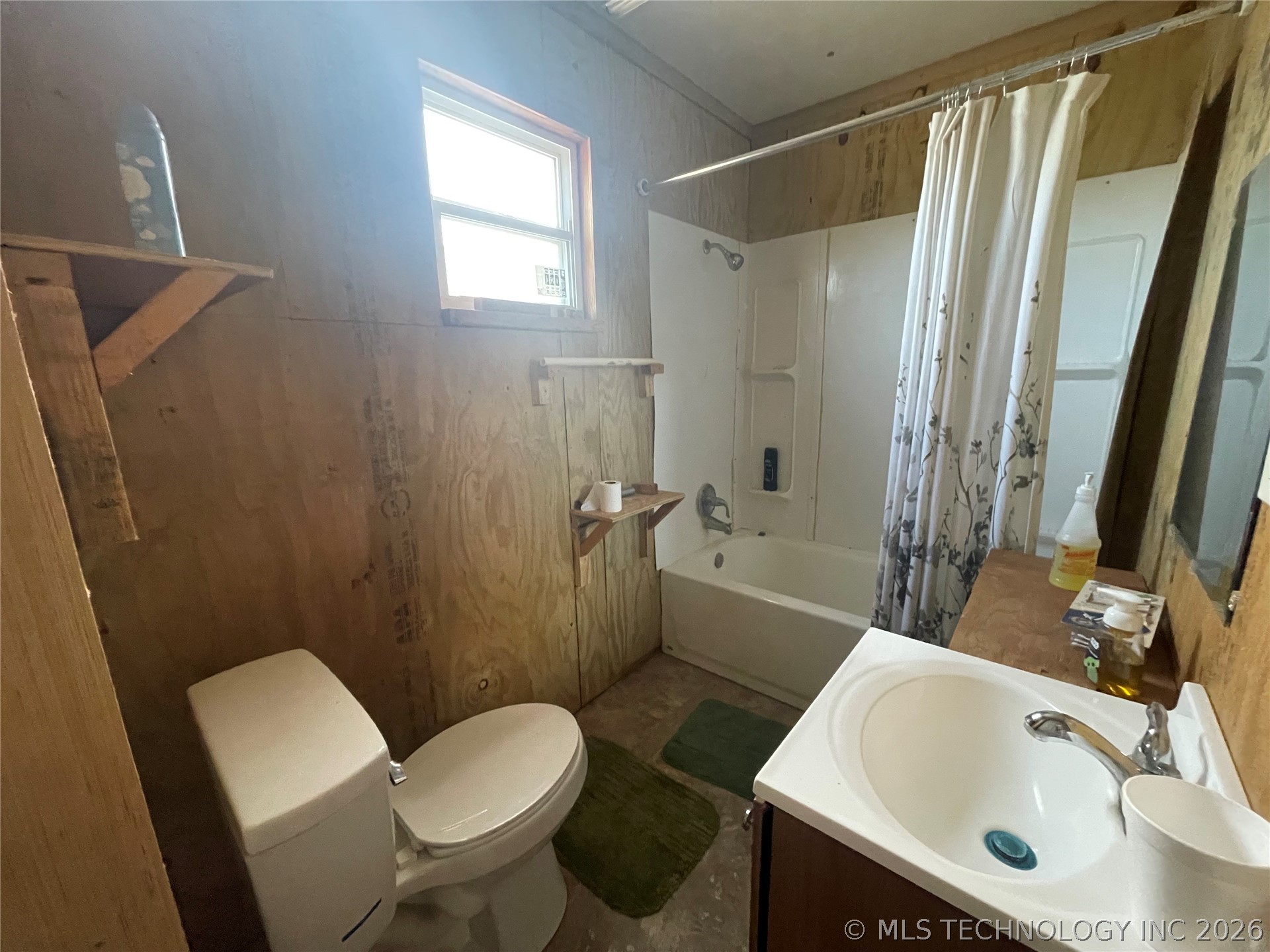 22637 Fishmarket Road Tecumseh OK 74873