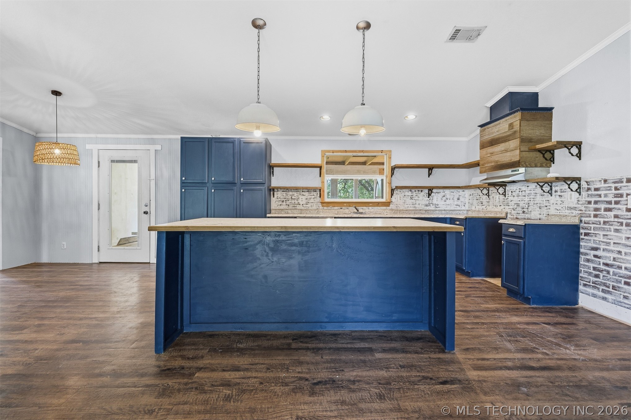 79 Black Jack Street Lone Grove OK 73443