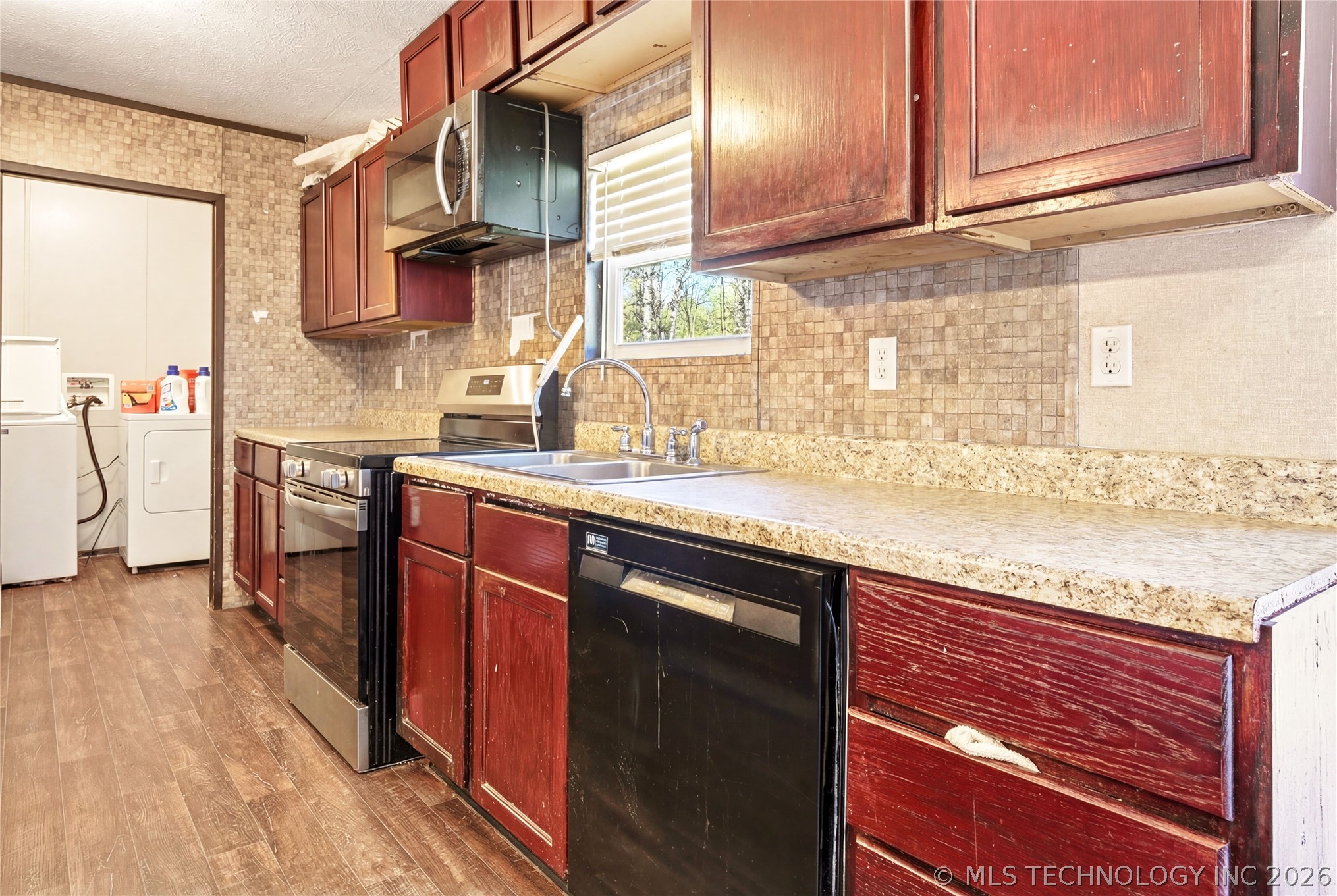 469581 E 815 Road Stilwell OK 74960