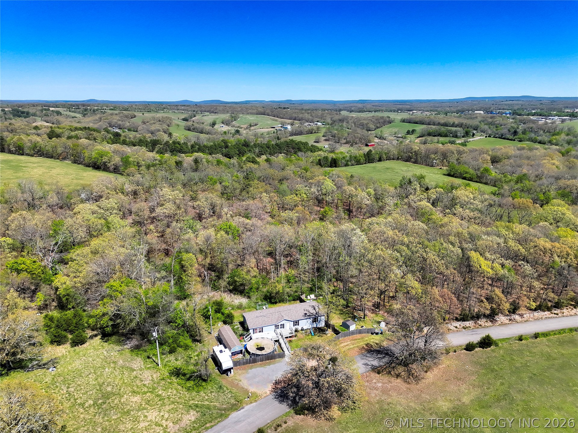 469581 E 815 Road Stilwell OK 74960