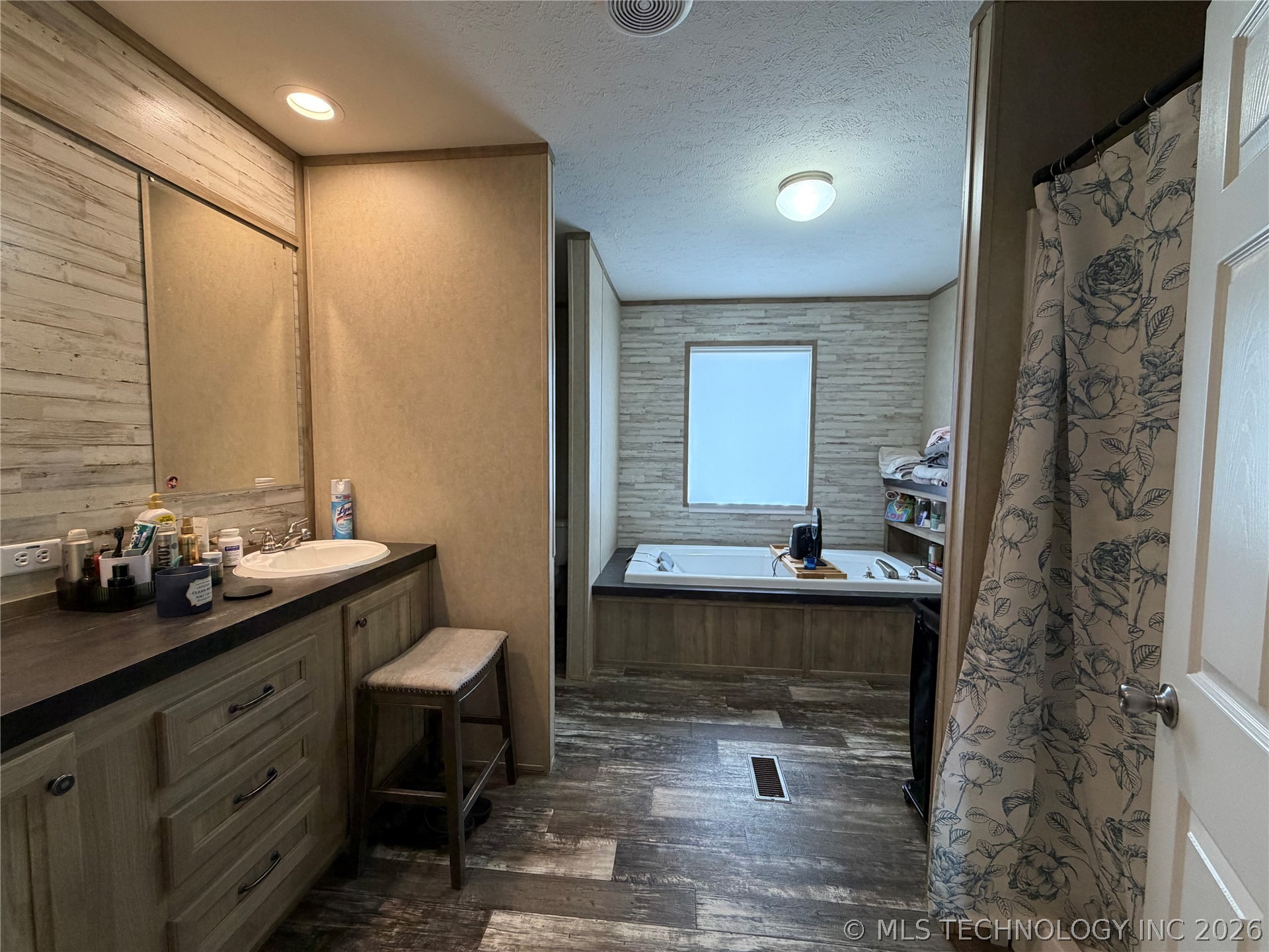 112 N Painted Wolf Road Fort Gibson OK 74434