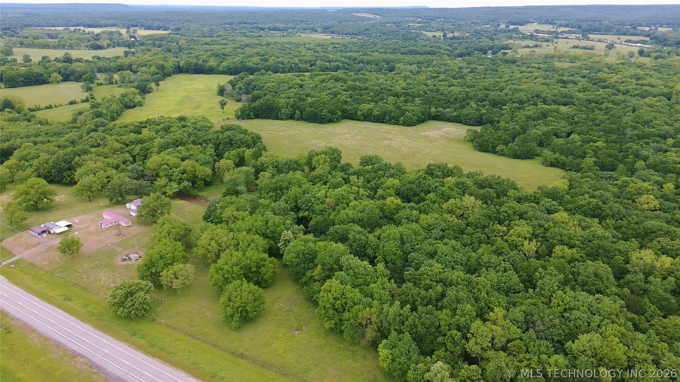11324 E 64 Highway Webbers Falls OK 74470
