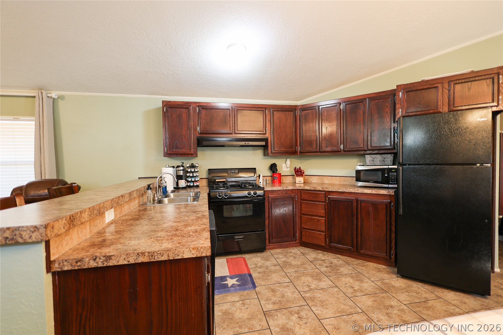 3729 Mountain Park Sulphur OK 73086