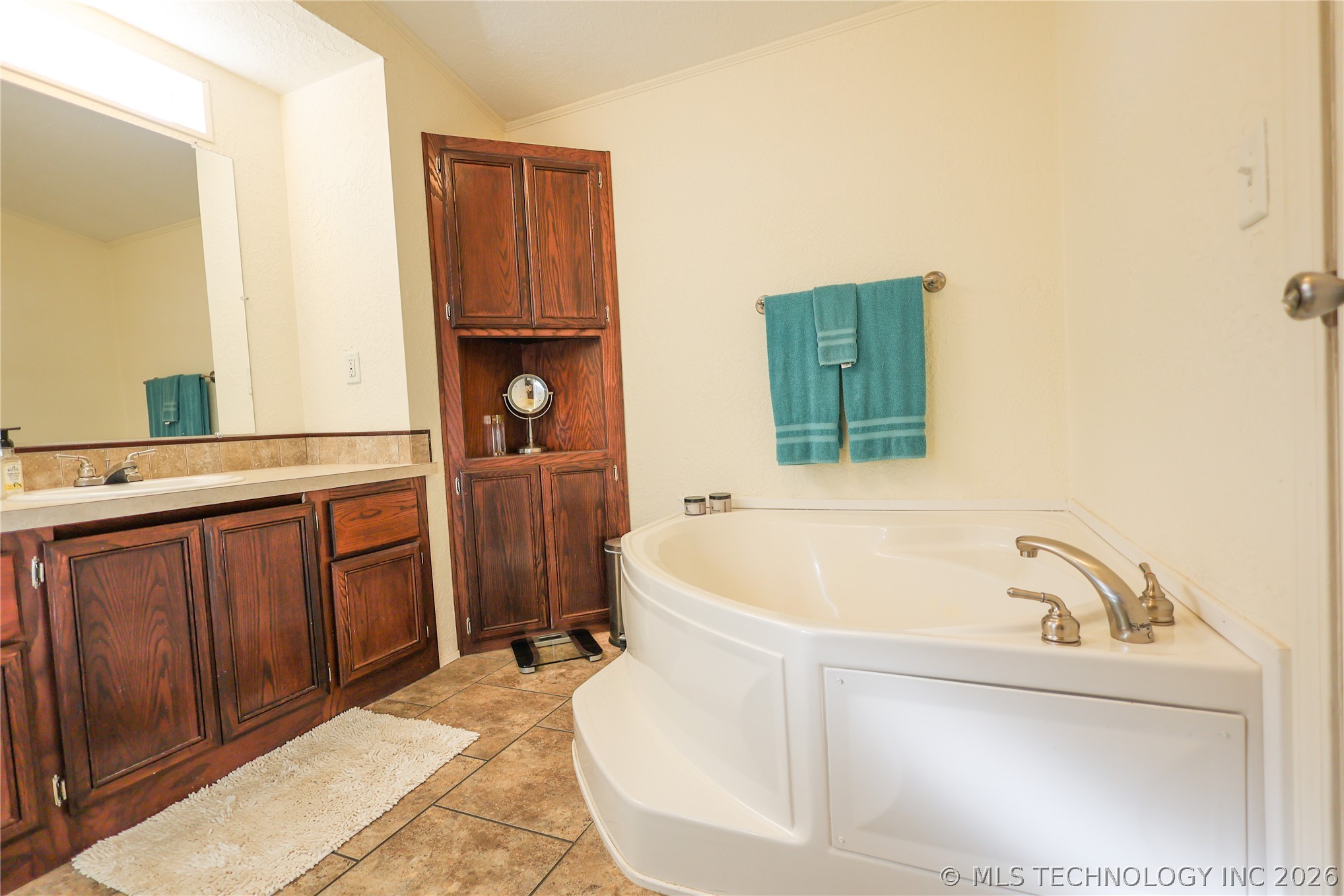 3729 Mountain Park Sulphur OK 73086