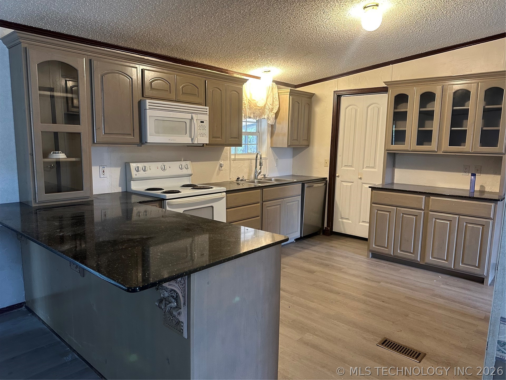1931 Coon Creek Eufaula OK 74432